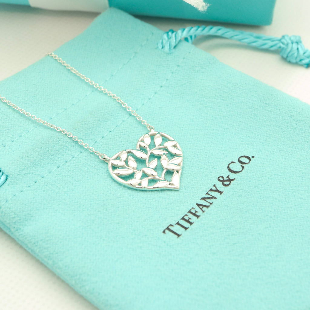 Tiffany & Co. Picasso Olive Leaf Heart Necklace Sterling Silver 925