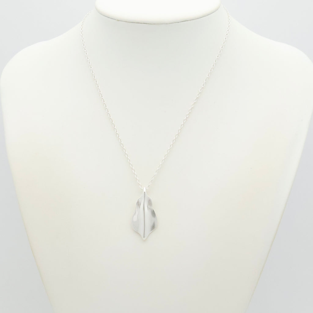 TIFFANY&Co. リーフ ネックレス AG925