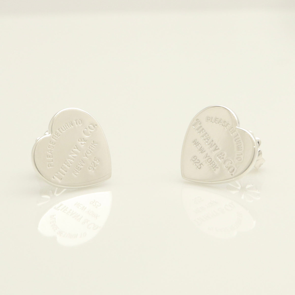 TIFFANY&Co. リターントゥ ティファニー ハート タグ スタッド ピアス AG925