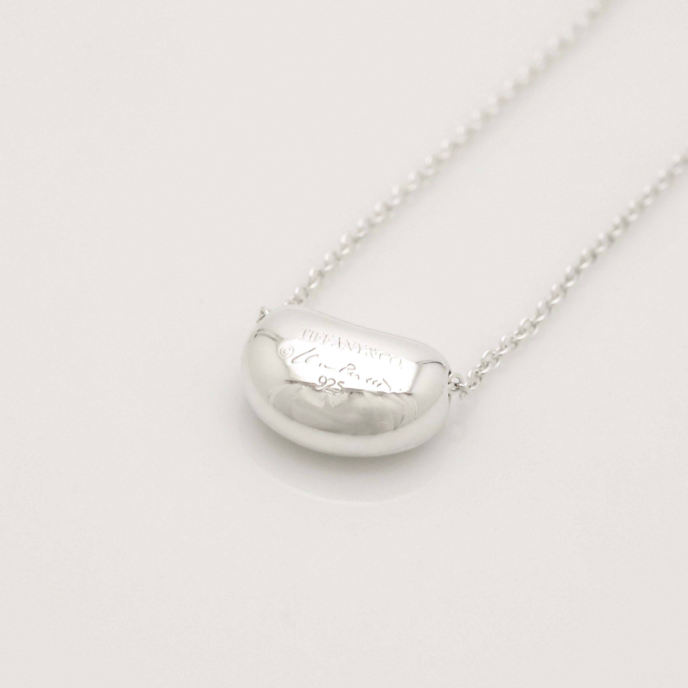  Tiffany & Co. Peretti Mini  Bean Necklace  Sterling Silver 925 