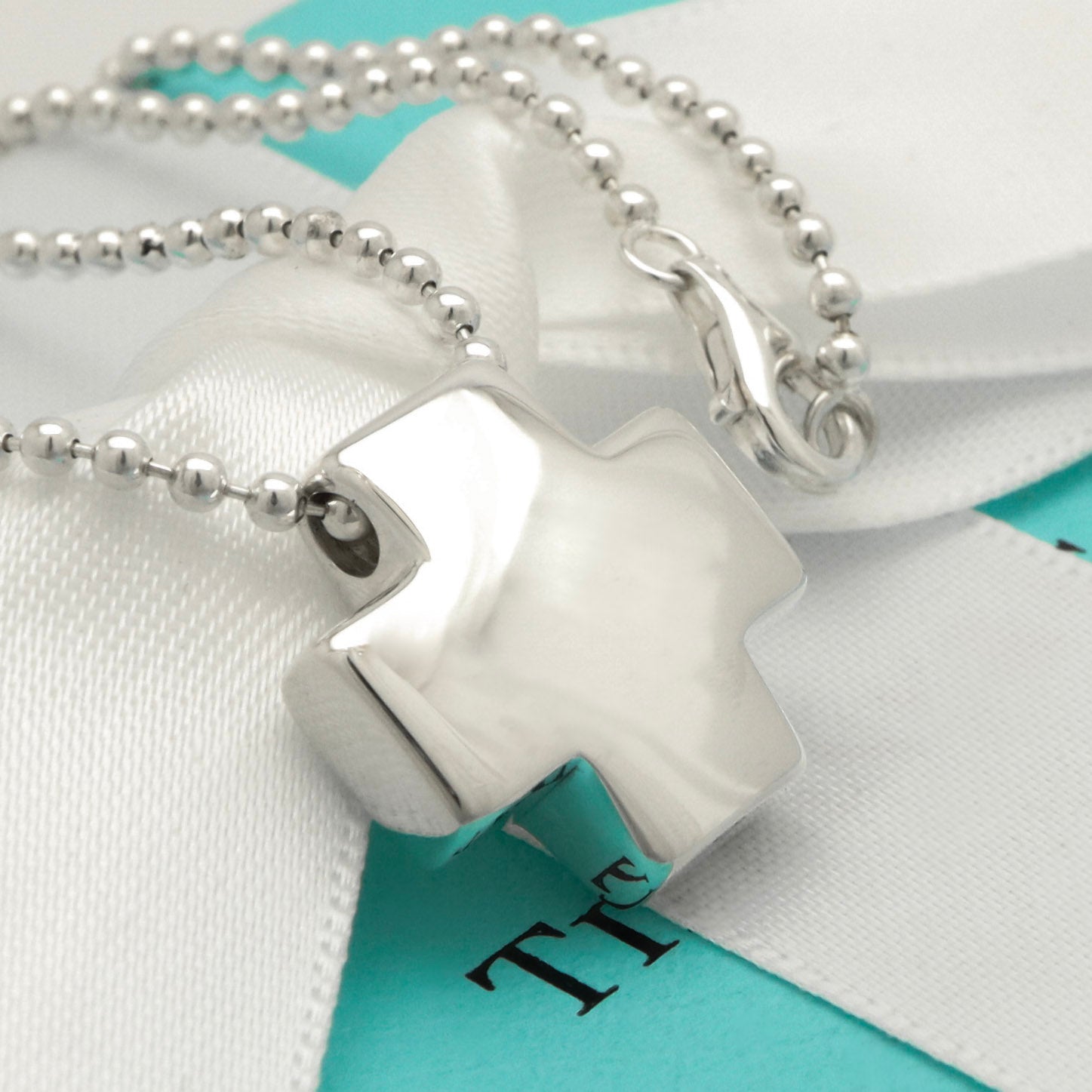 TIFFANY&Co. ローマン クロス ネックレス AG925