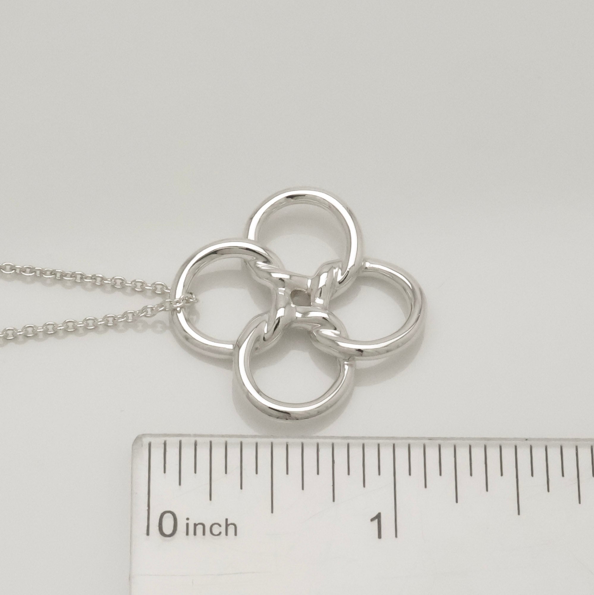 Tiffany & Co. Quadrifoglio Four Leaf Clover Necklace Sterling Silver 925