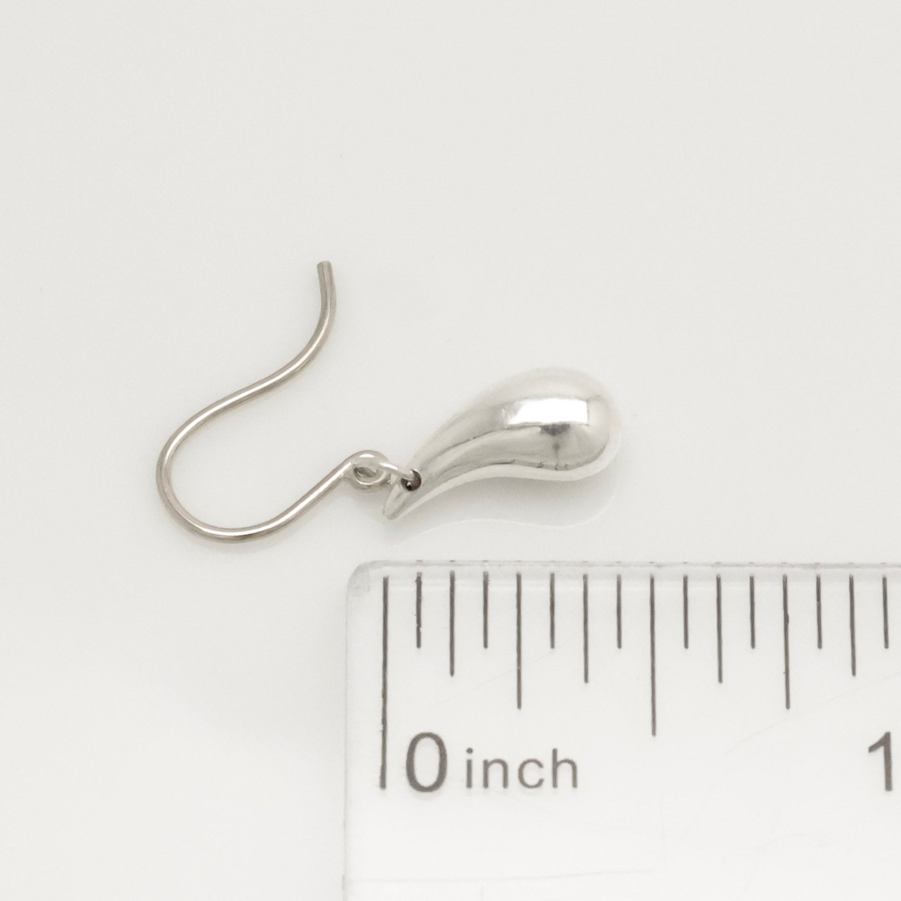 TIFFANY&Co. ティアドロップ エルサペレッティ フック ピアス AG925