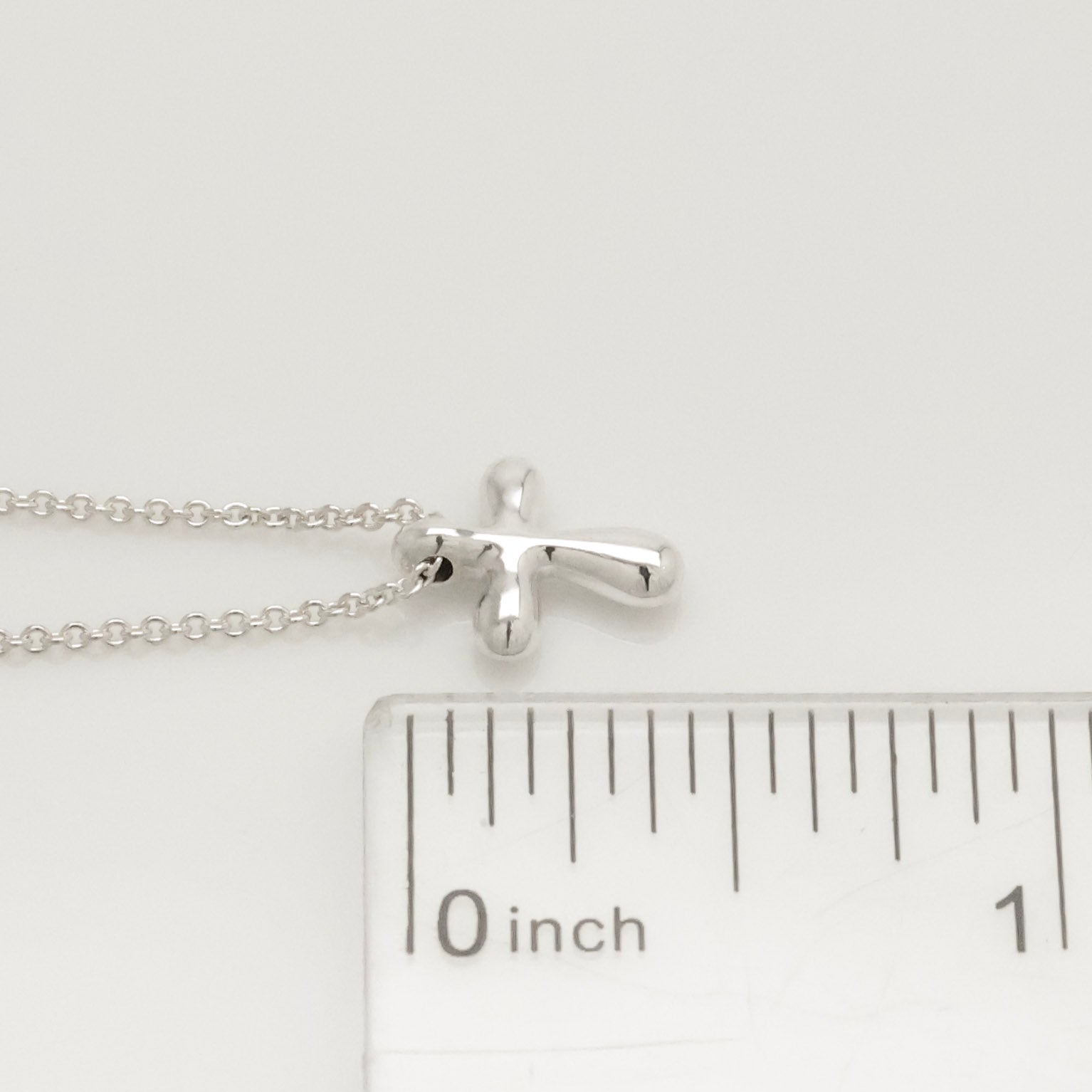 TIFFANY&Co. スモール クロス エルサペレッティ ネックレス AG925