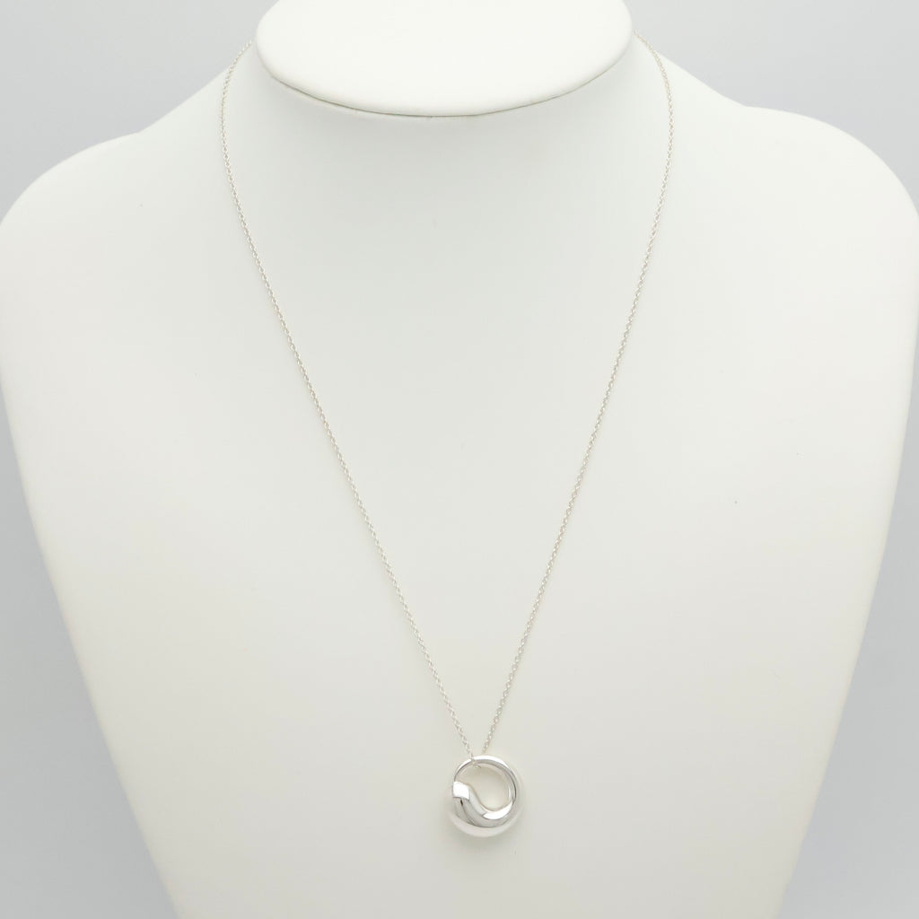 Tiffany & Co. Elsa Peretti Sterling Silver Eternal Circle Necklace