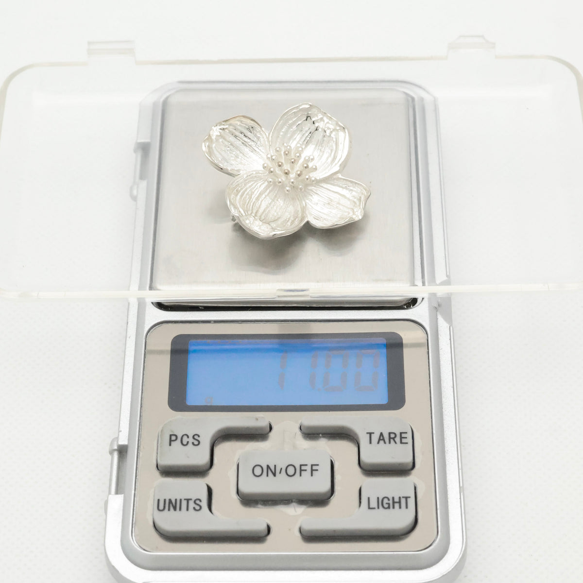 TIFFANY&Co. ハナミズキ フラワー ピン ブローチ AG925