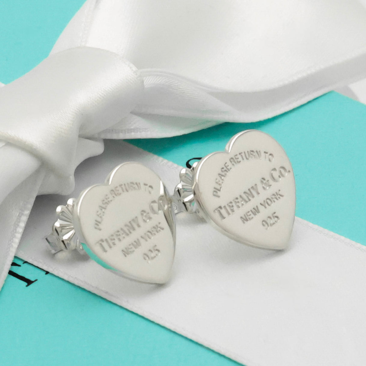 TIFFANY&Co. リターントゥ ティファニー ハート タグ スタッド ピアス AG925