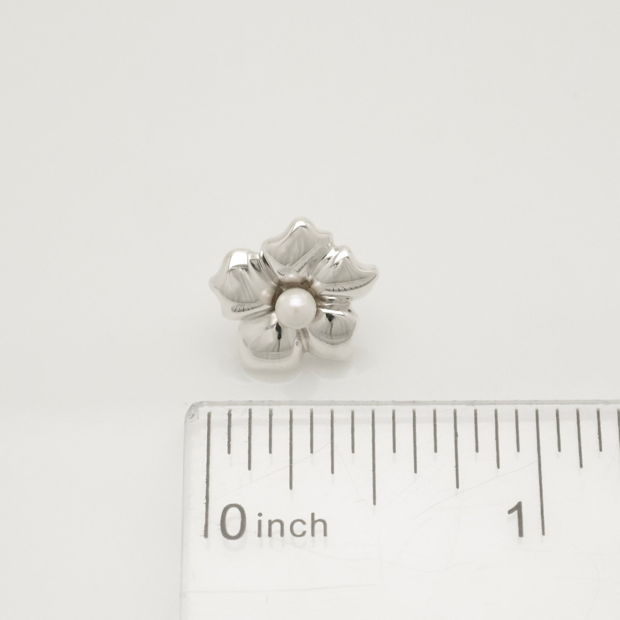 TIFFANY&Co. フラワー パール スタッド ピアス AG925