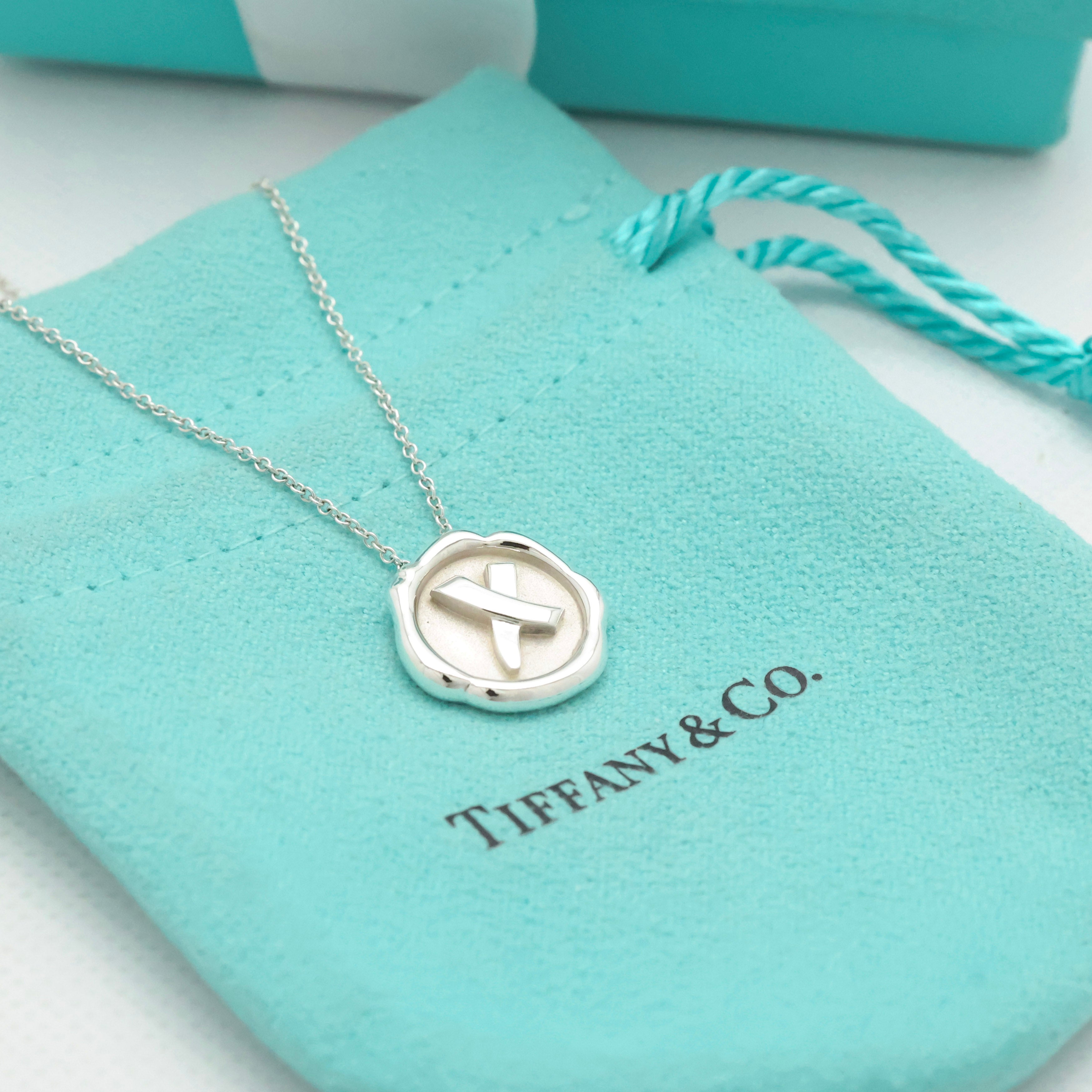 Tiffany & Co. Picasso Kiss X Sealing Stamp Necklace Sterling Silver 925