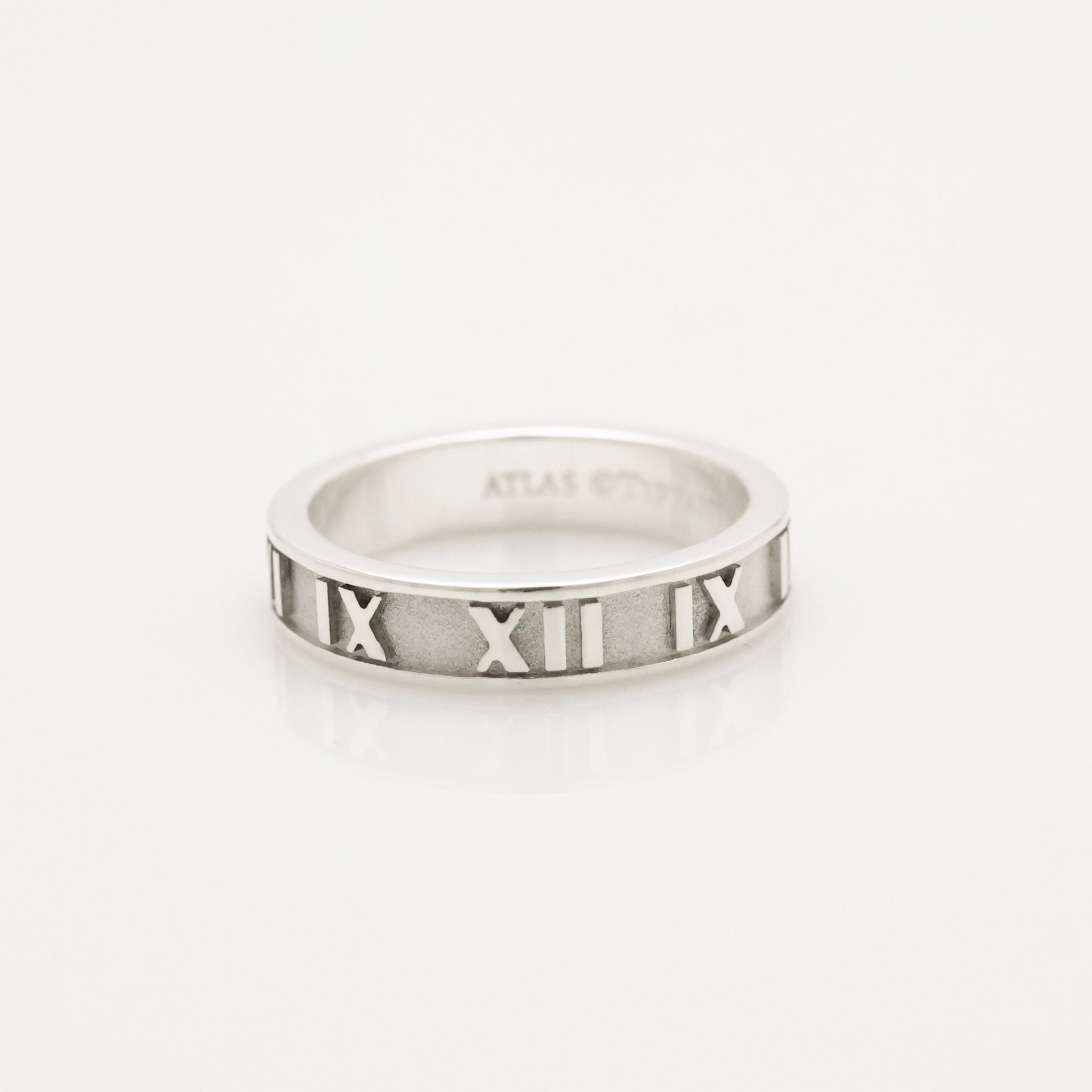 Tiffany & Co. Atlas Ring Size US 5.25 Sterling Silver 925