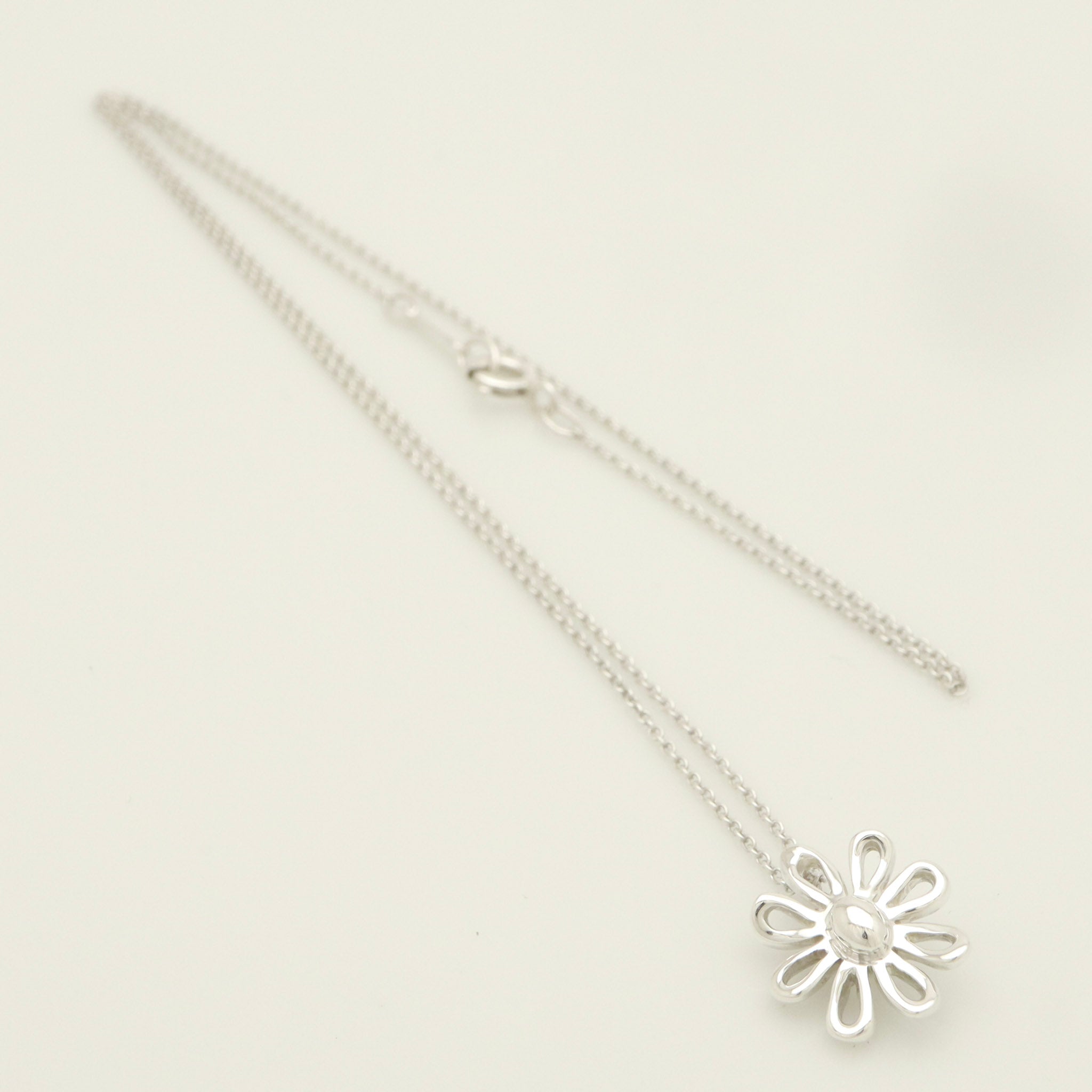 Tiffany & Co. Picasso Daisy Flower Necklace Sterling Silver 925