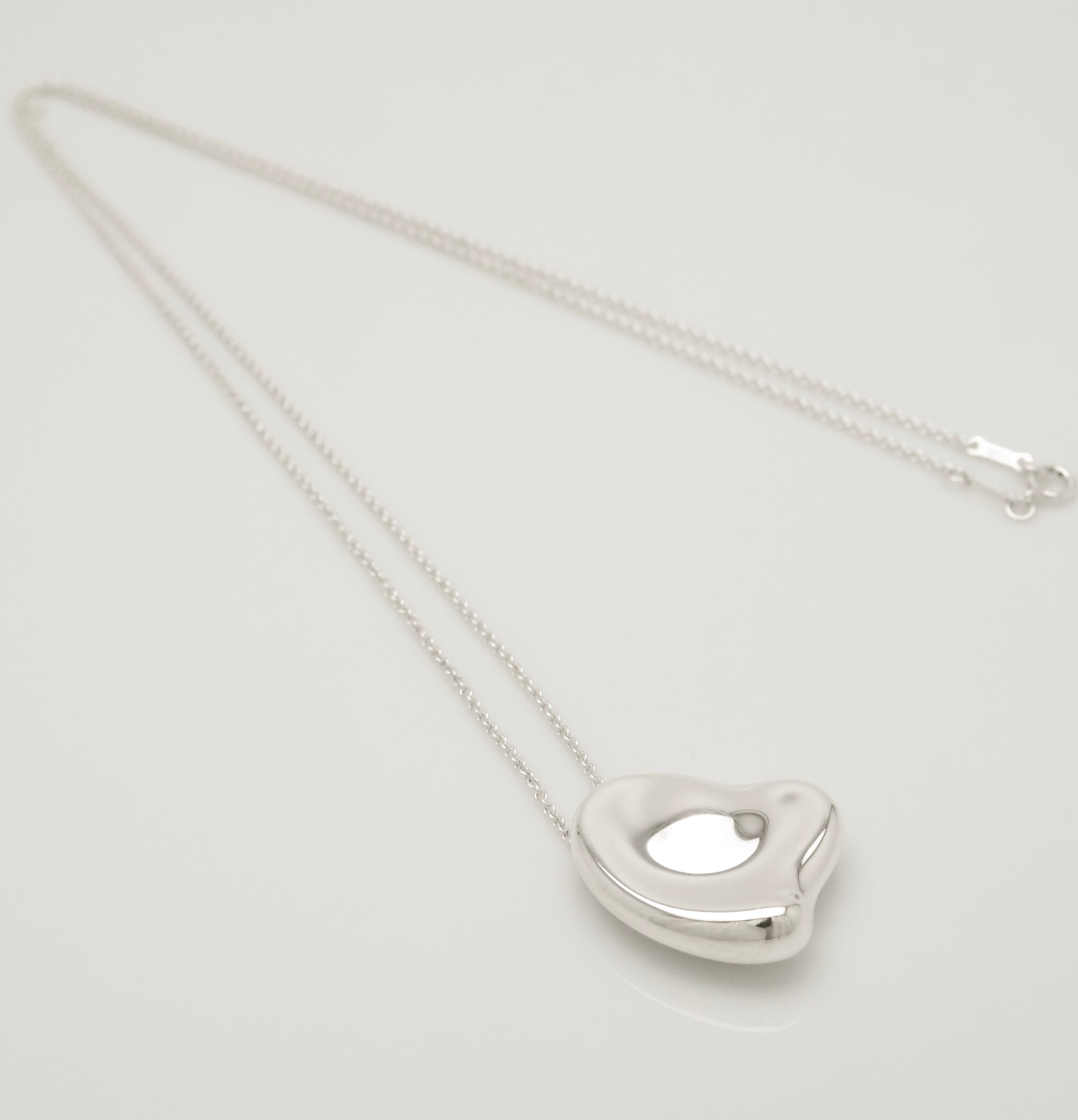  Tiffany & Co. Large Full Heart Pendant Necklace Sterling Silver 925
