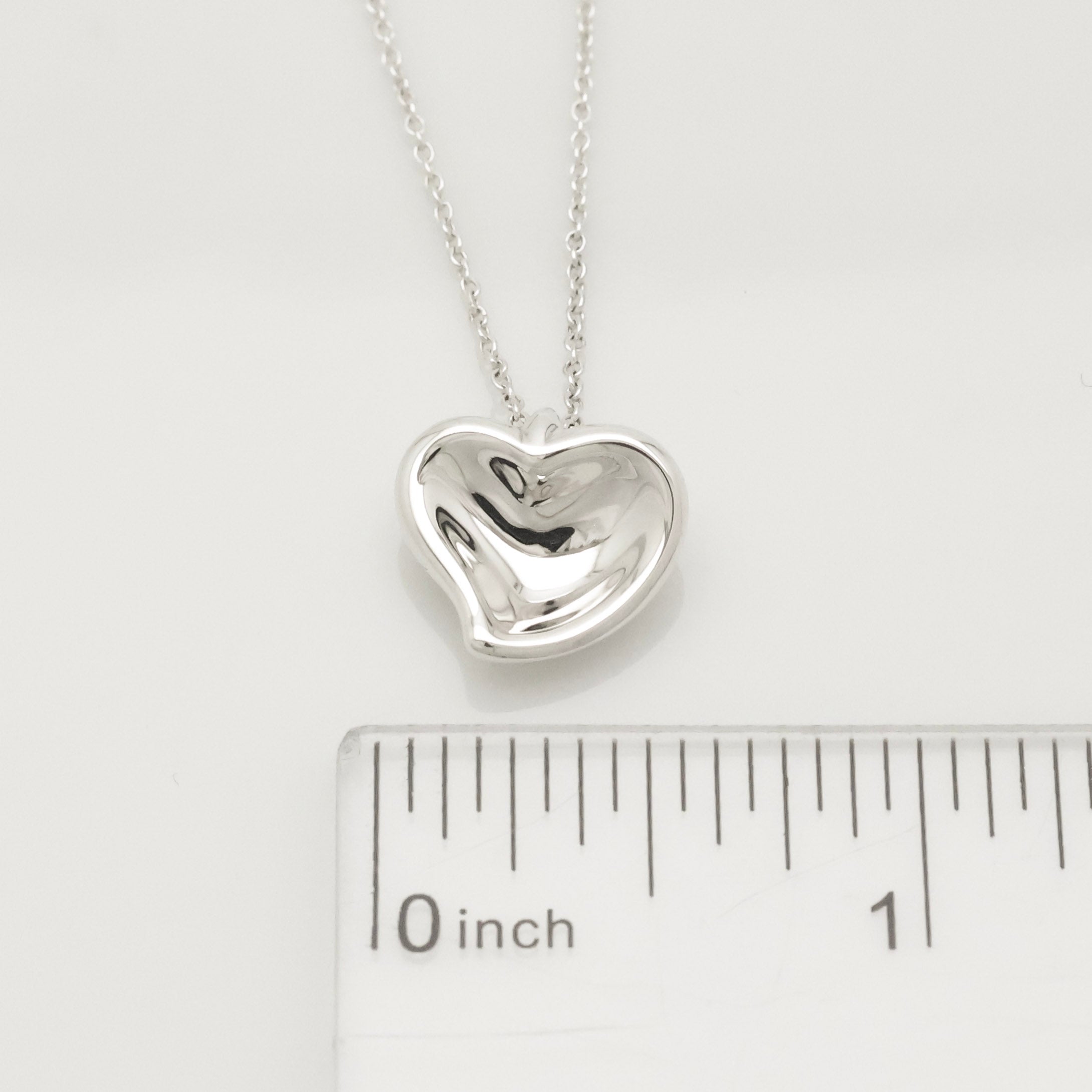 TIFFANY&Co. カーブド ハート エルサペレッティ ネックレス AG925