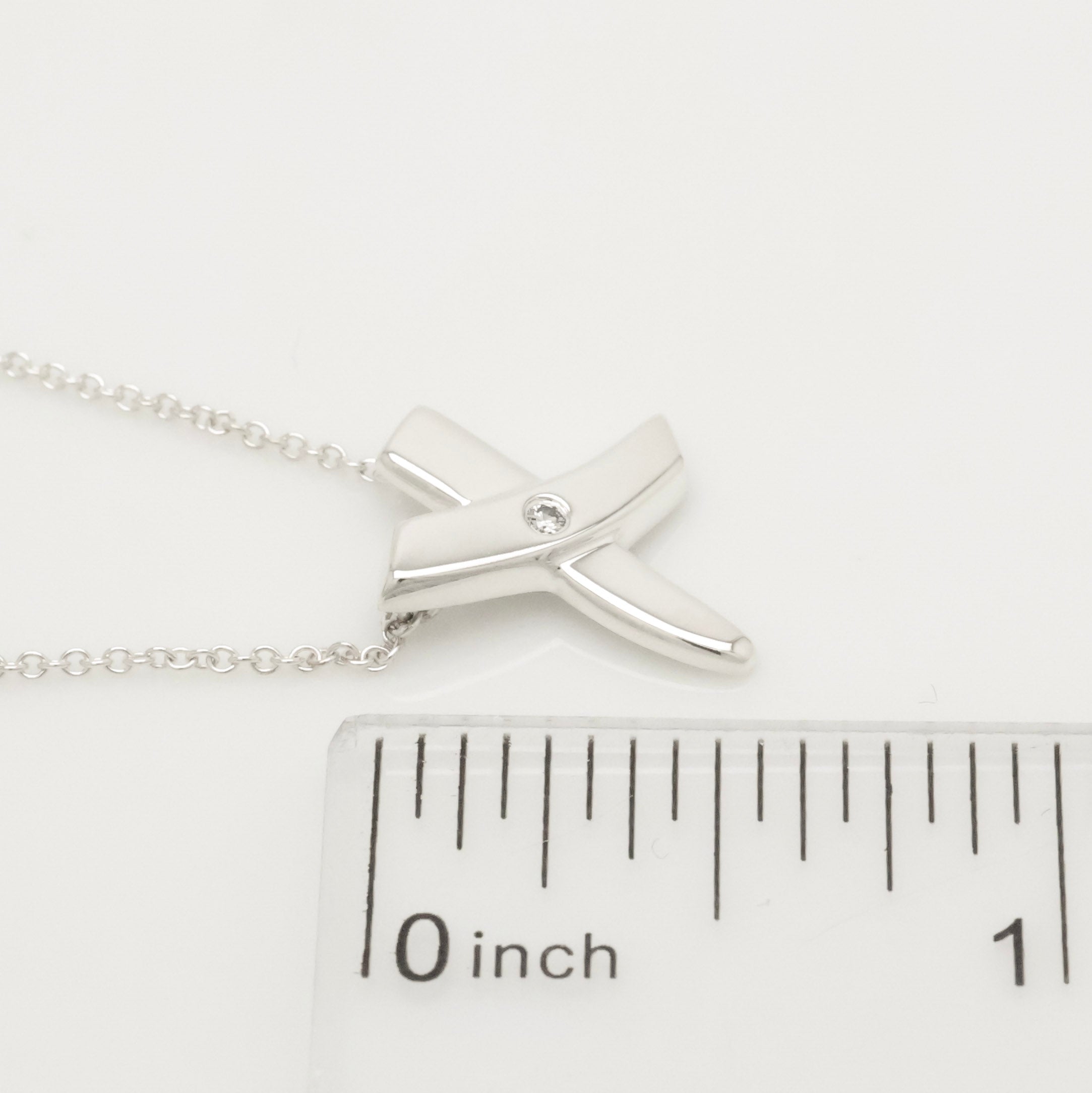 TIFFANY&Co.キス クロス 1P ダイヤモンド ネックレス AG925