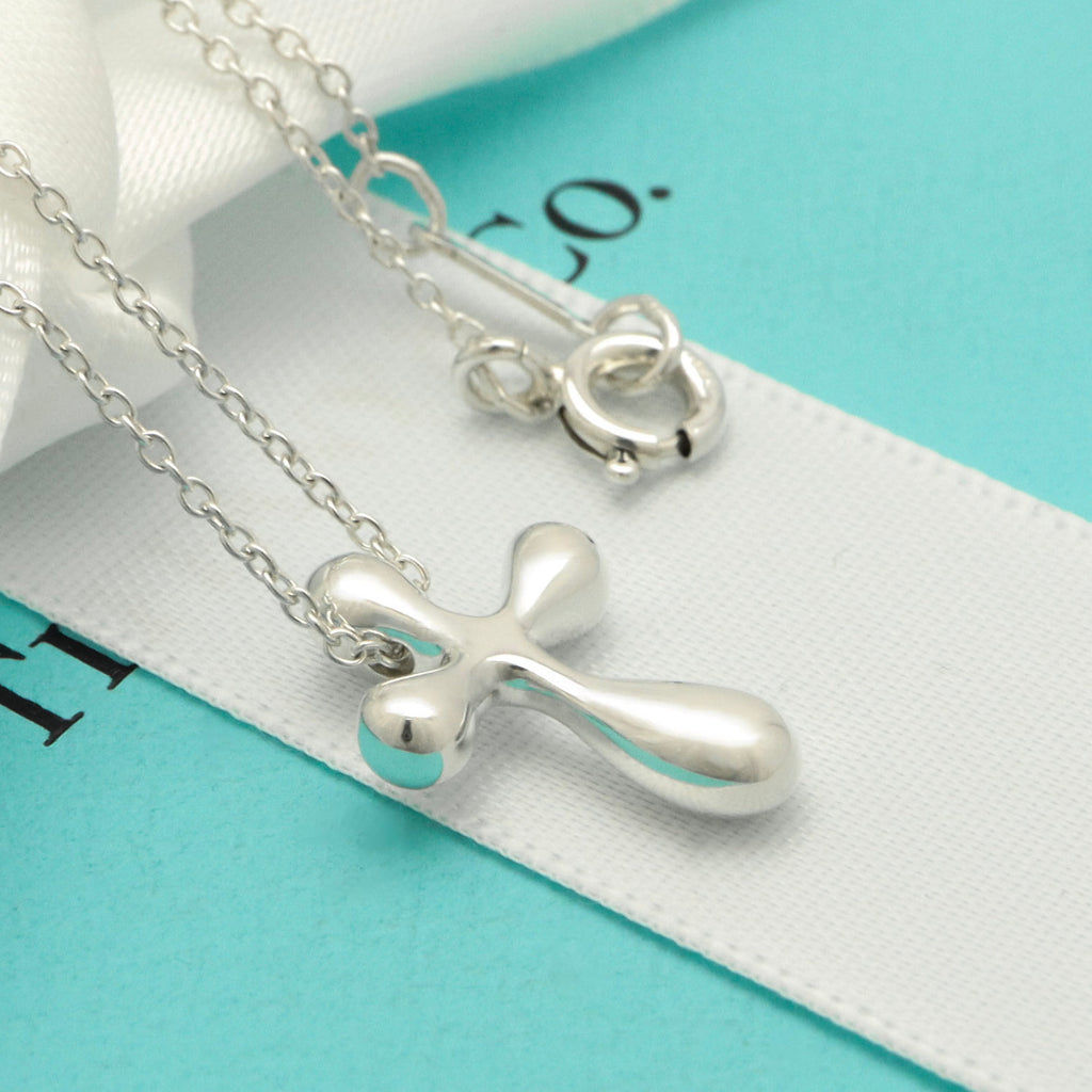  Tiffany & Co. Small Cross Pendant Necklace  Sterling Silver 925 