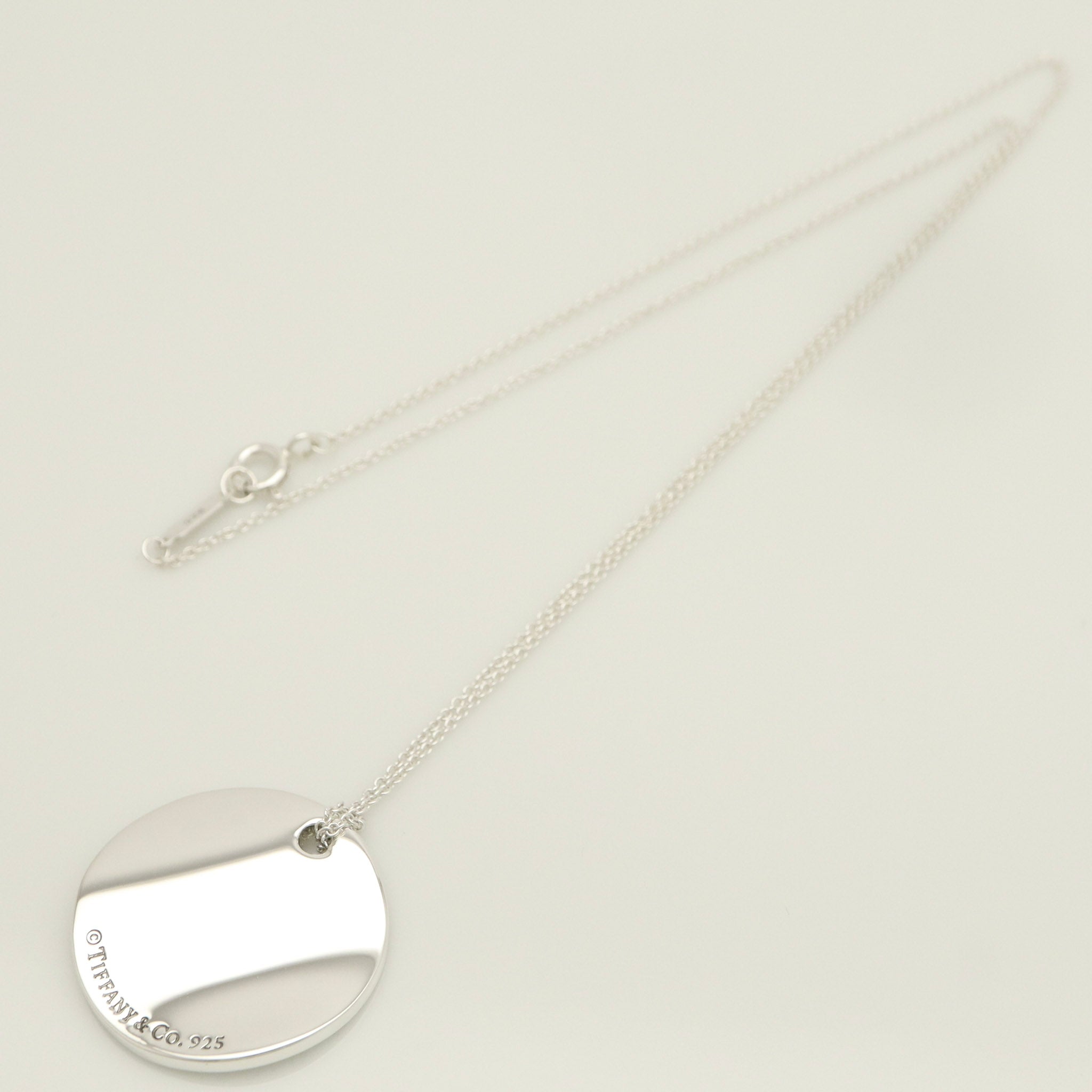 TIFFANY&Co. ノーツ ラウンド プレート ネックレス AG925