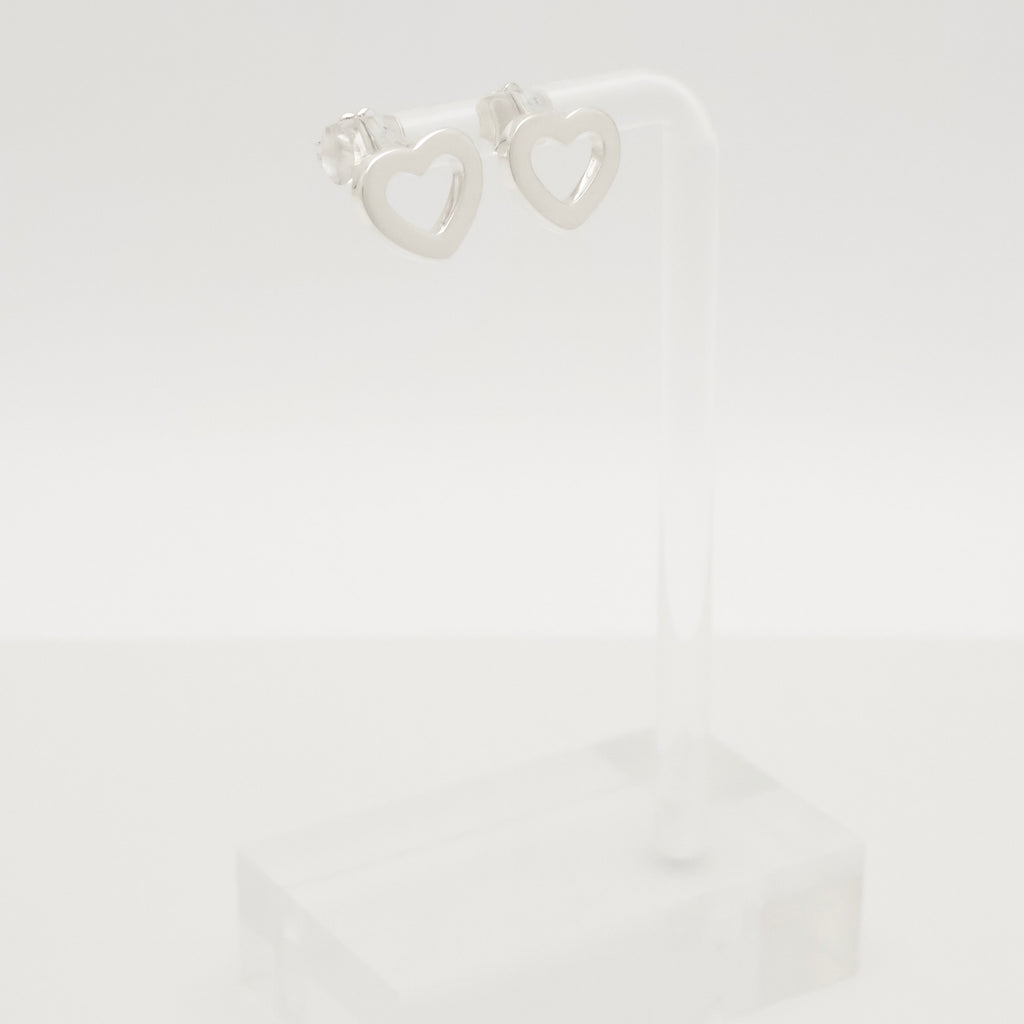 TIFFANY&Co. センチメンタル ハート スタッド ピアス AG925