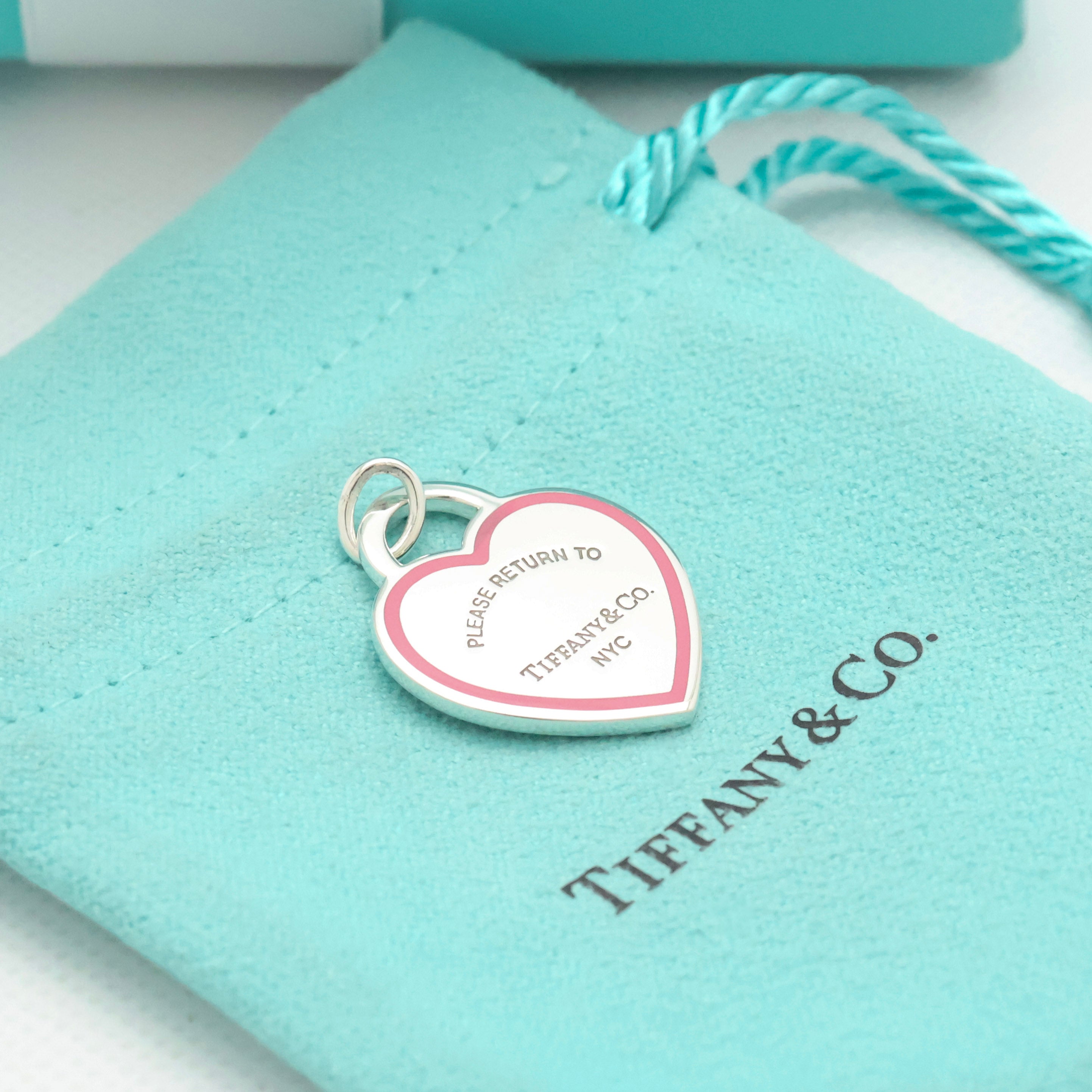 TIFFANY&Co. リターントゥ ティファニー ハート タグ ピンク エナメル チャーム AG925
