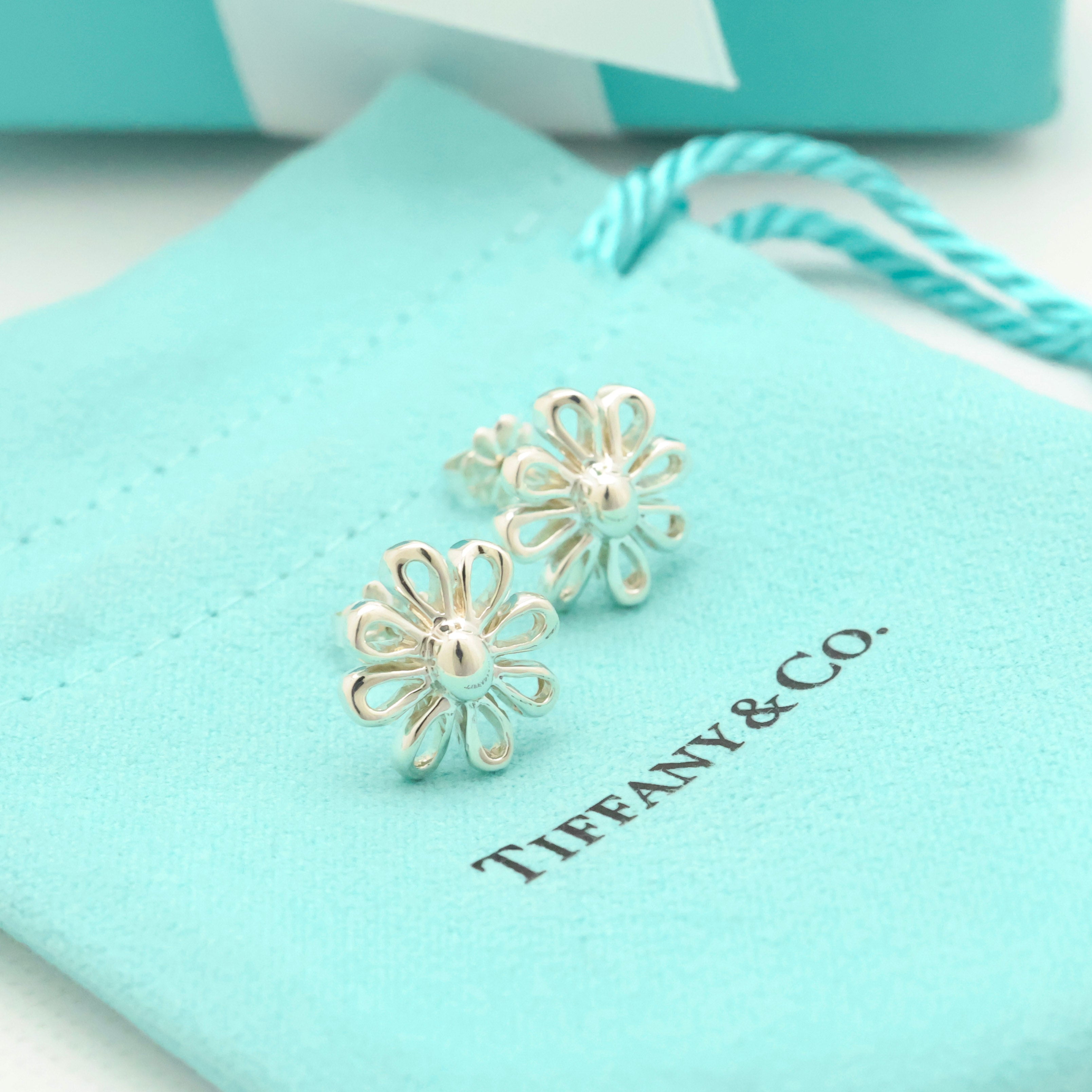 Tiffany & Co. Daisy Flower Stud Earrings Sterling Silver 925