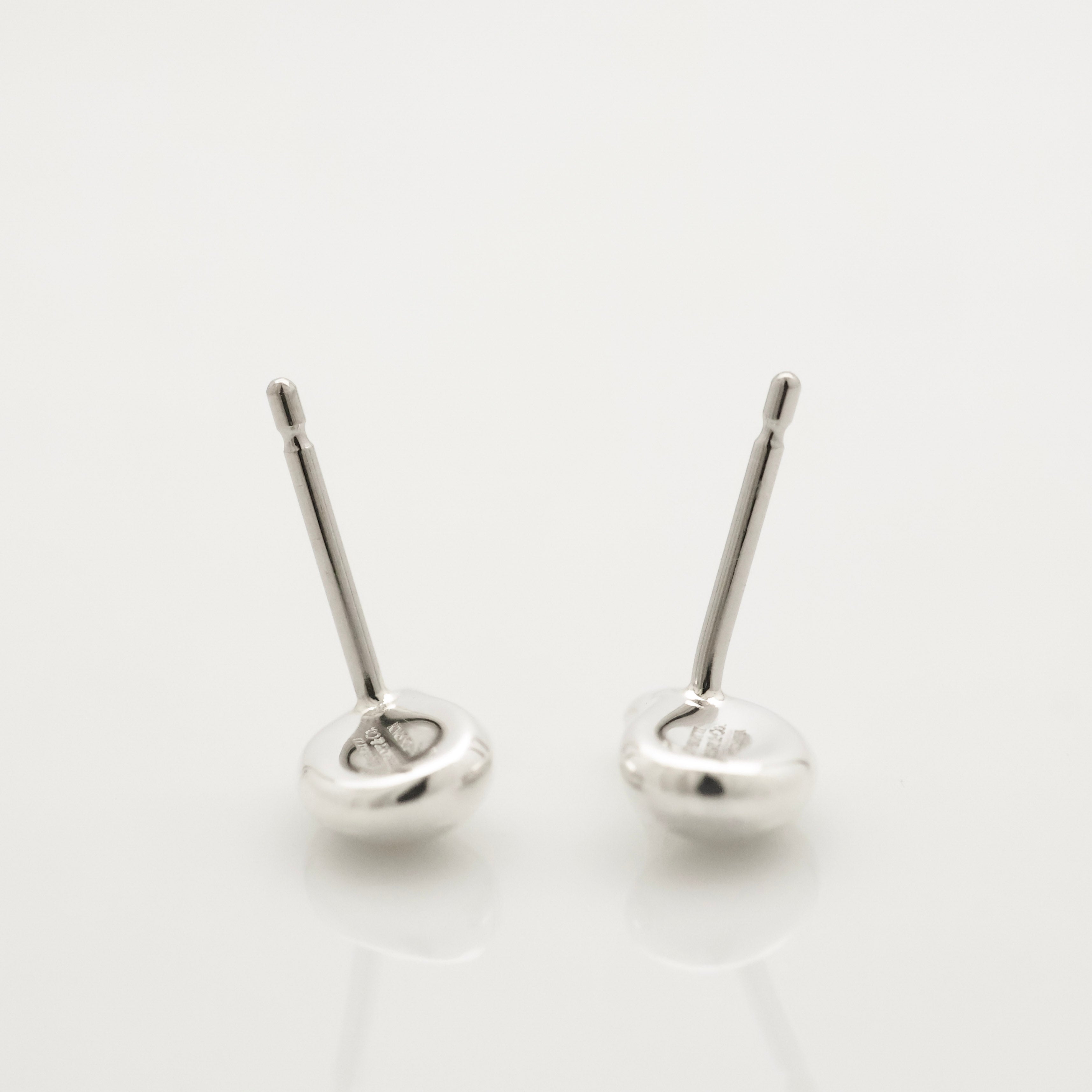 TIFFANY&Co. ティアドロップ エルサペレッティ スタッド ピアス AG925