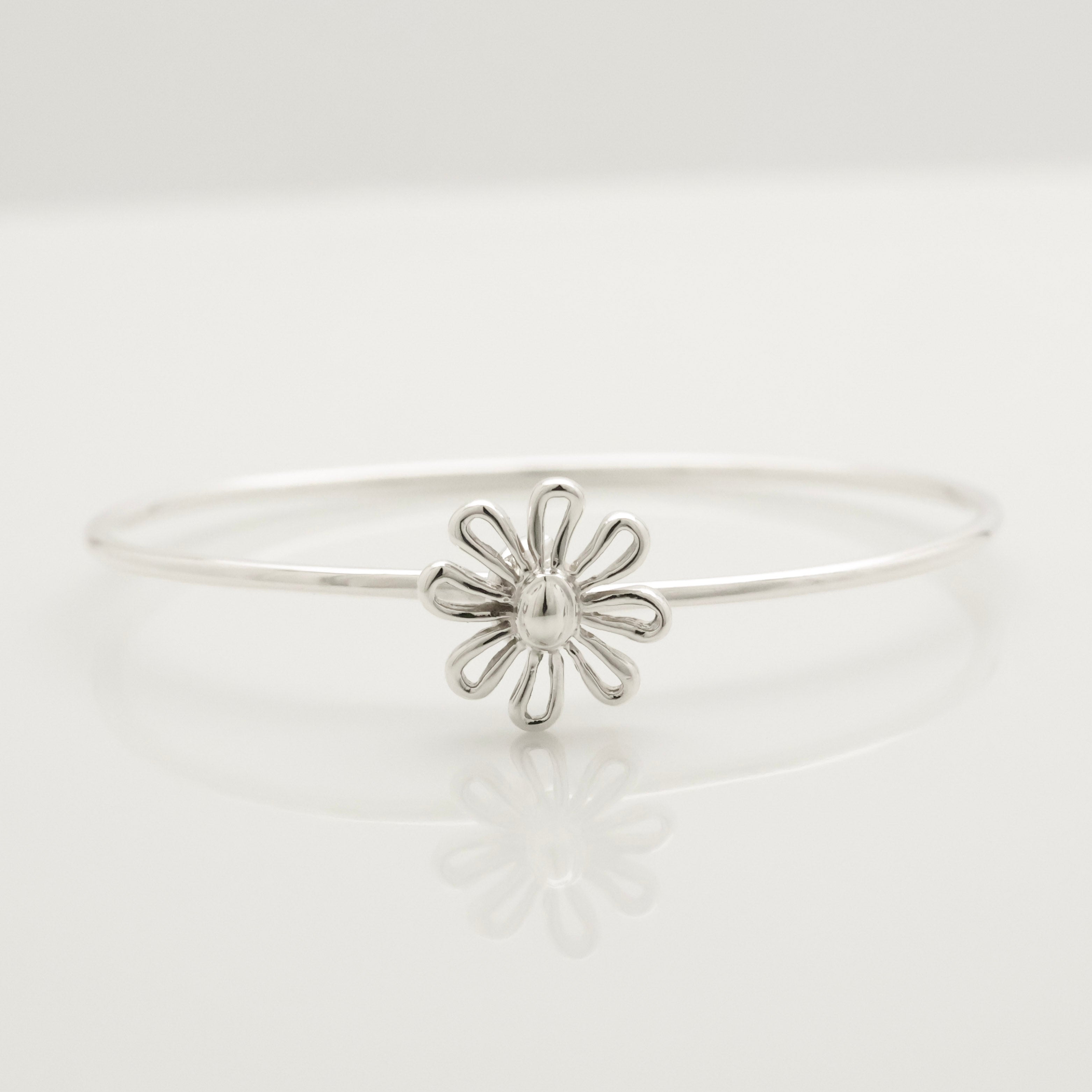 Tiffany & Co. Daisy Flower Hook Bangle Bracelet  Sterling Silver 925