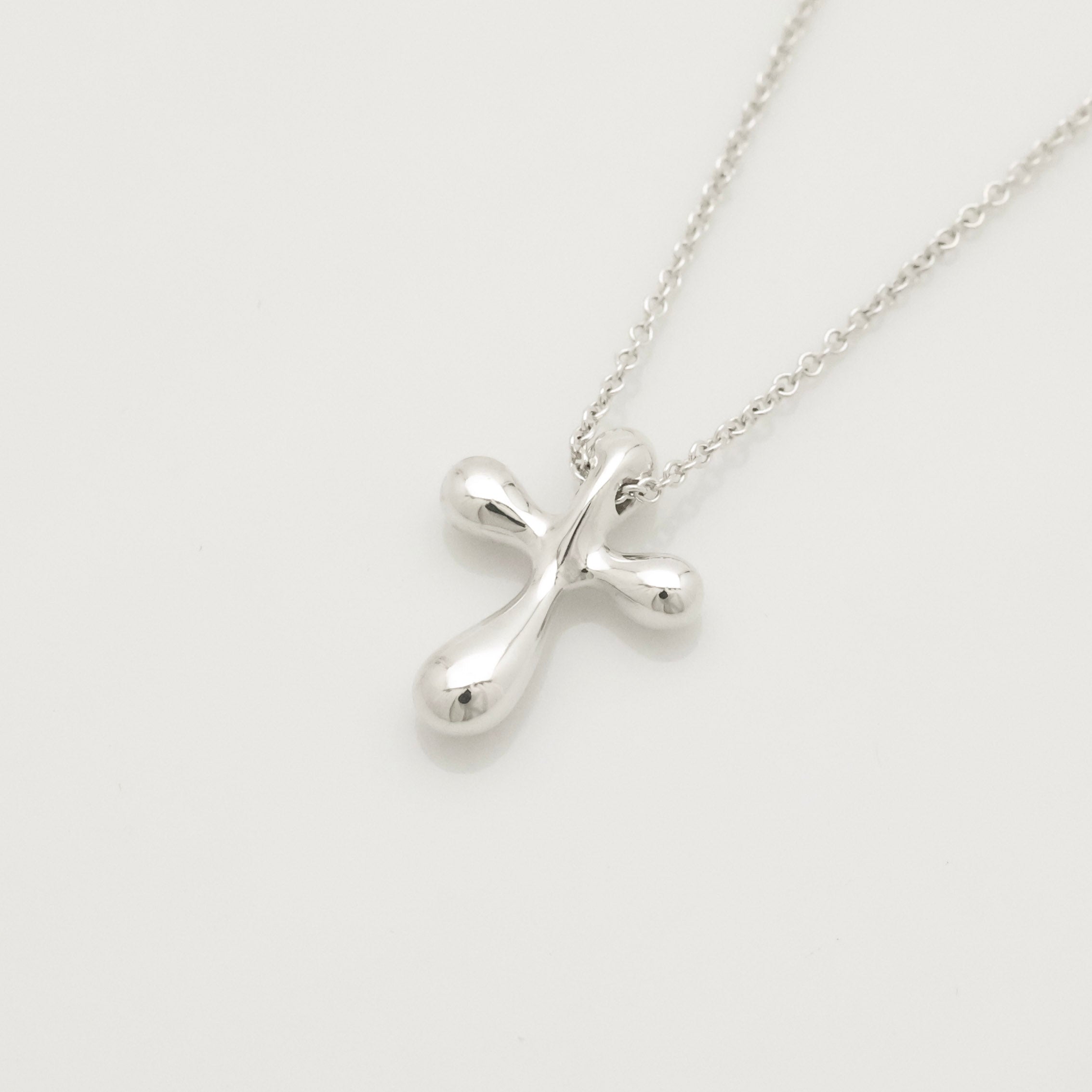  Tiffany & Co. Small Cross Pendant Necklace  Sterling Silver 925 