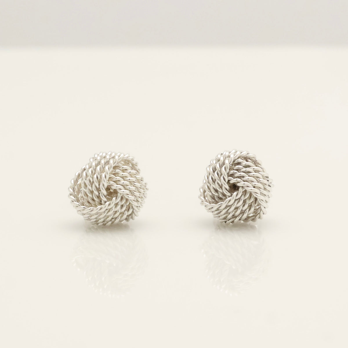 TIFFANY&Co. サマセット ツイスト ノット スタッド ピアス AG925