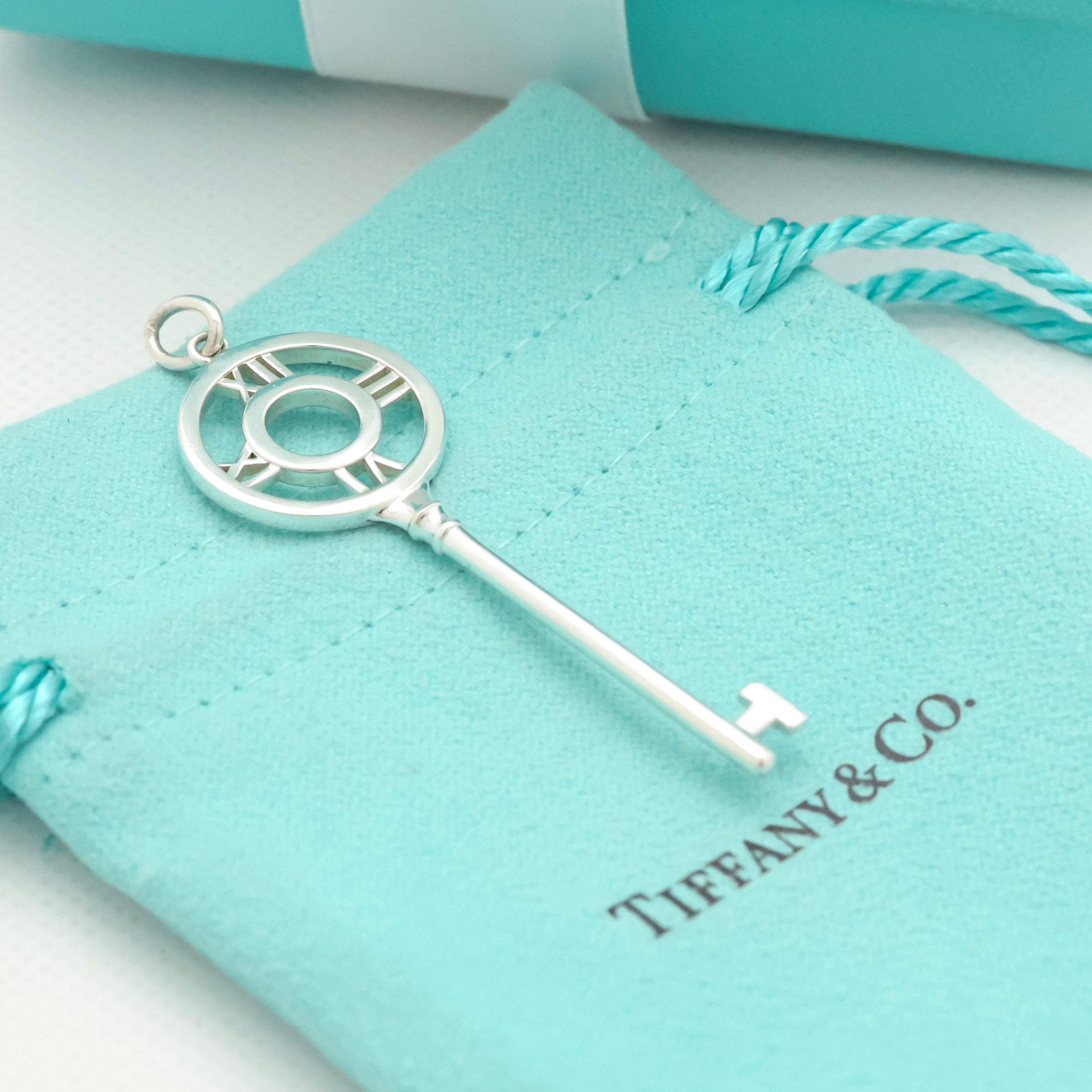 TIFFANY&Co. オープン アトラス キー チャーム AG925