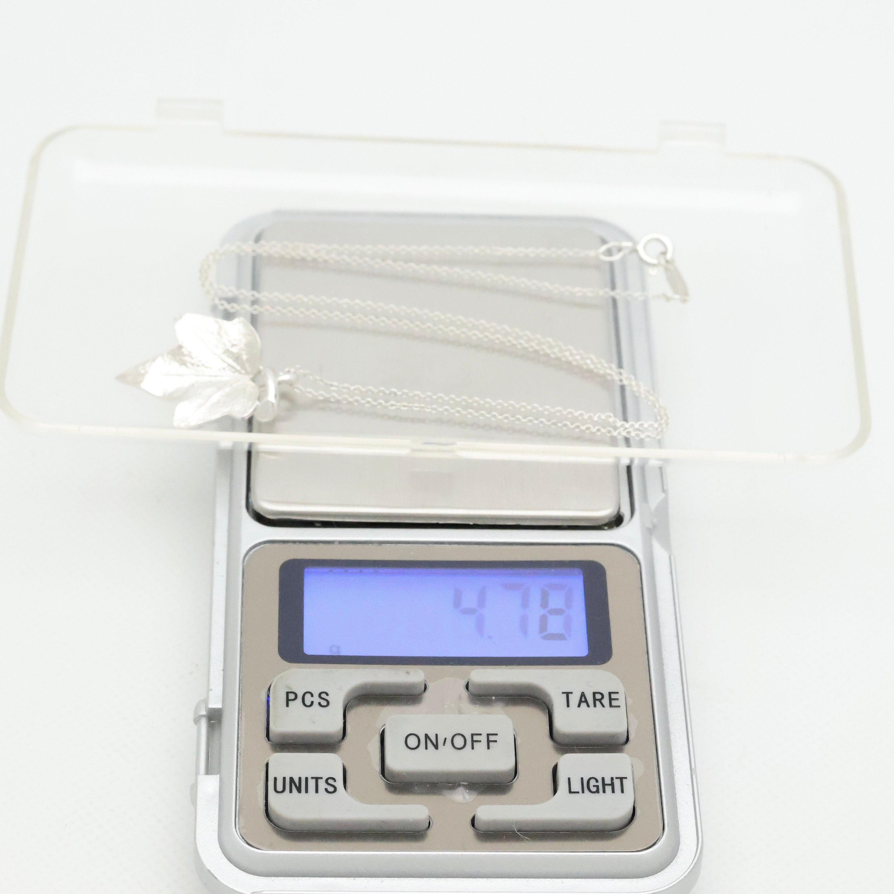 TIFFANY&Co. メイプル リーフ ネックレス AG925