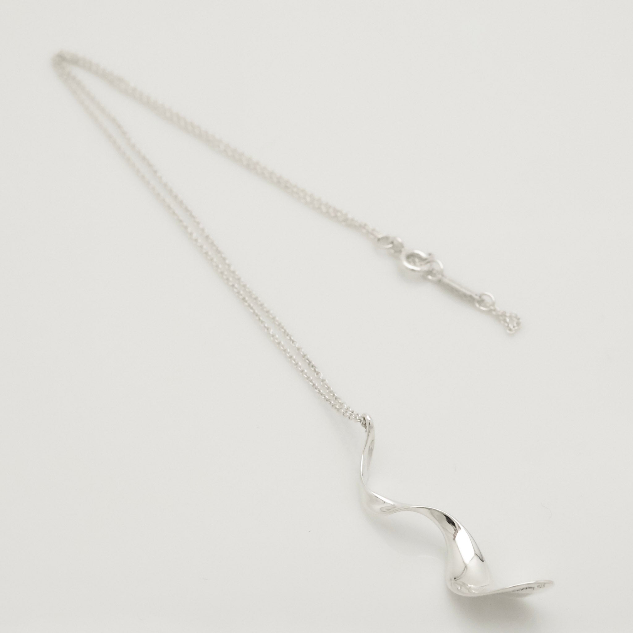Tiffany & Co. Frank Gehry Orchid Drop Pendant Necklace Sterling Silver 925