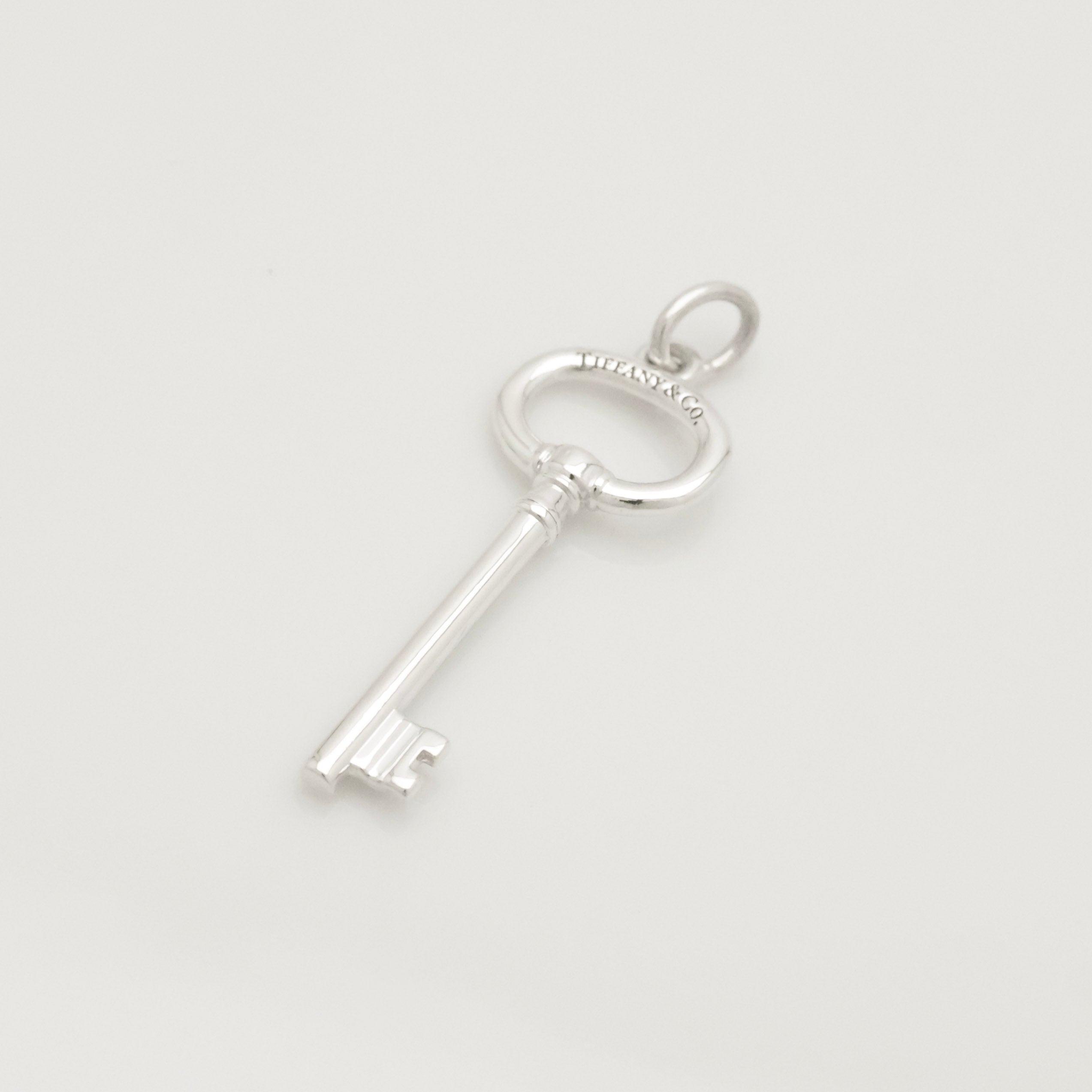TIFFANY&Co. オーバル キー チャーム AG925