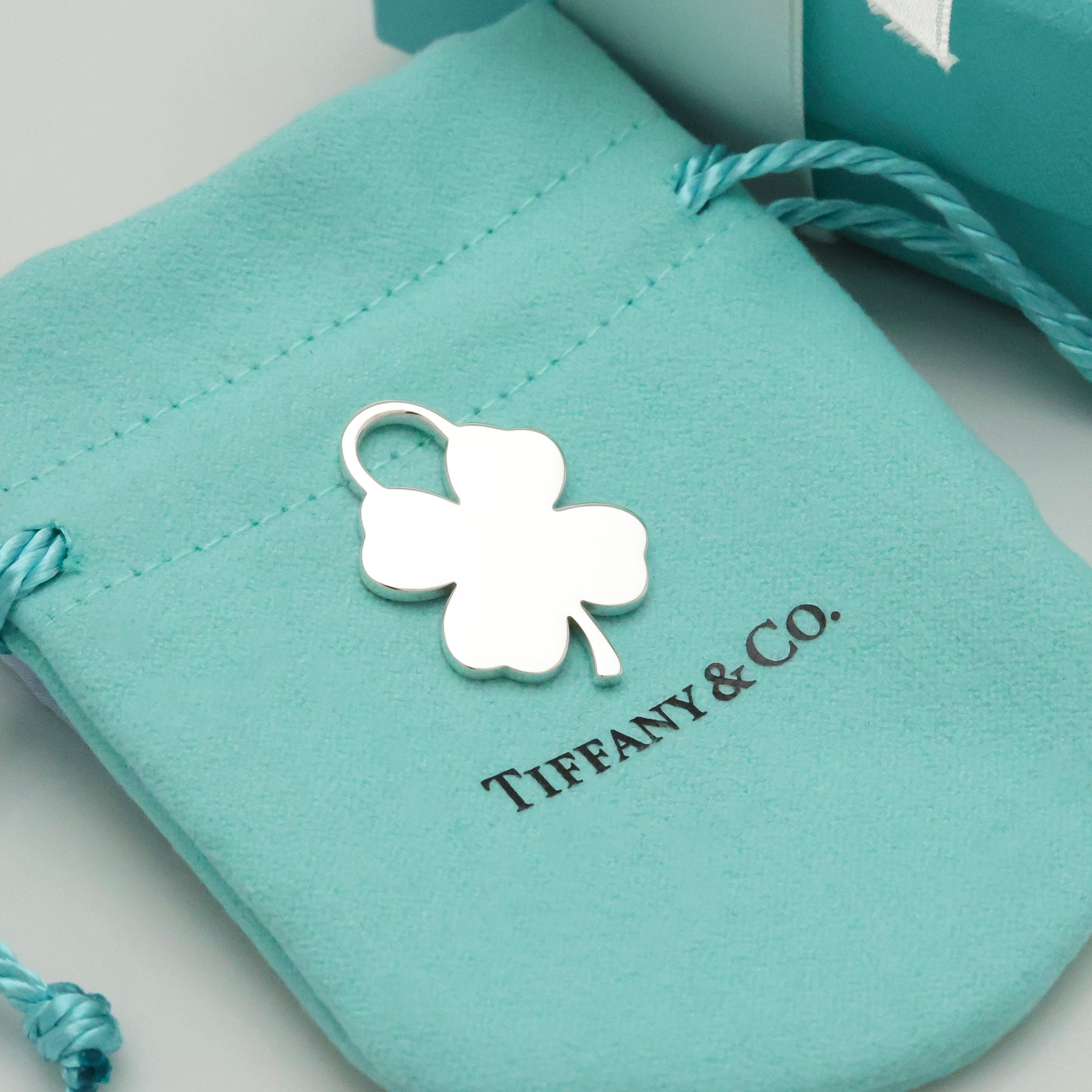 TIFFANY&Co. クローバー ペンダントトップ チャーム AG925