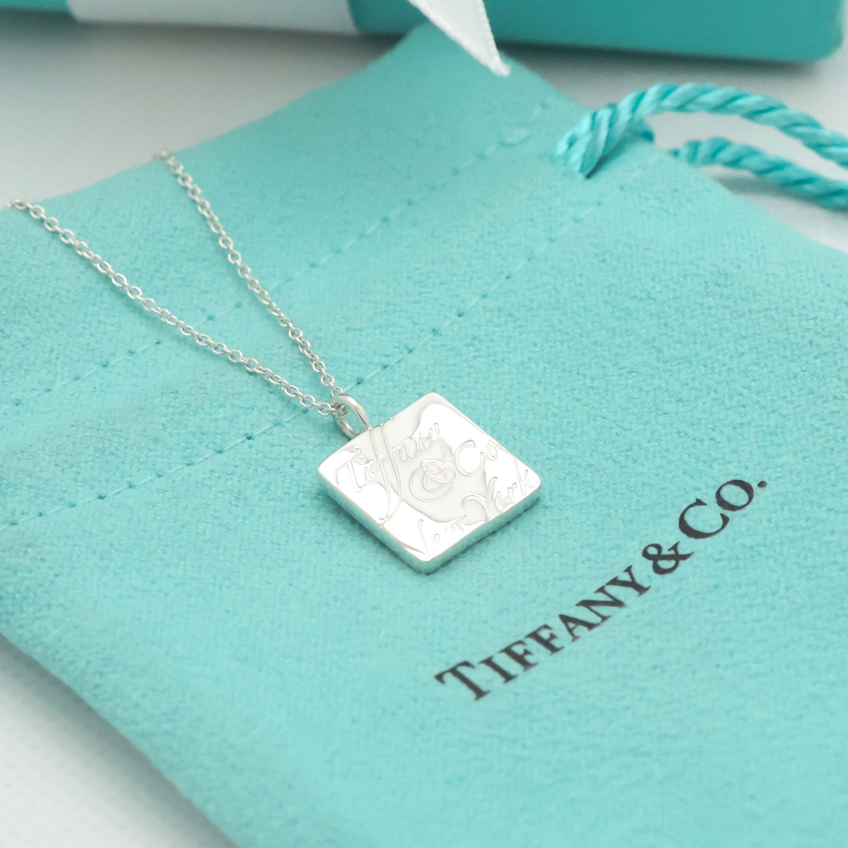 TIFFANY&Co. ノーツ スクエア プレート ネックレス AG925