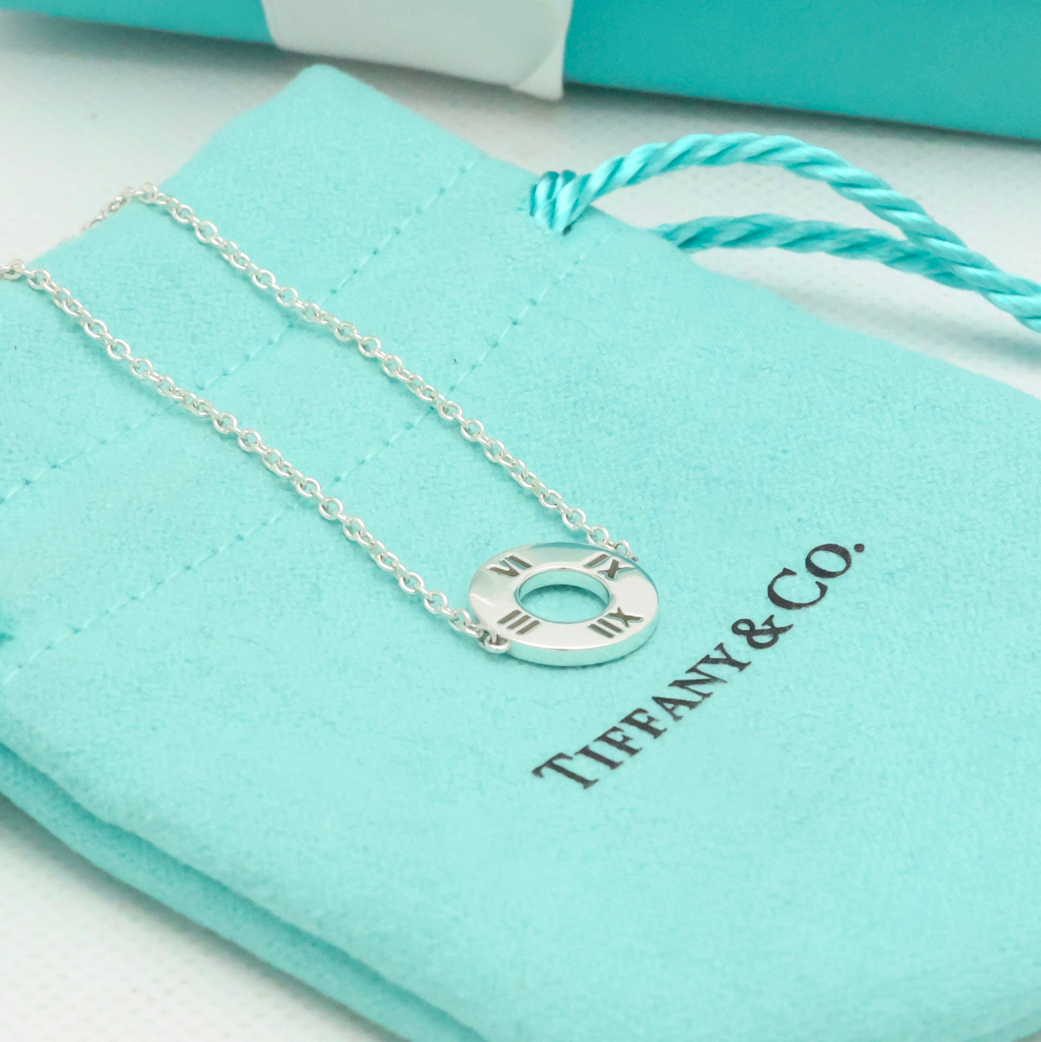 TIFFANY&Co. アトラス ピアスド サークル ブレスレット AG925