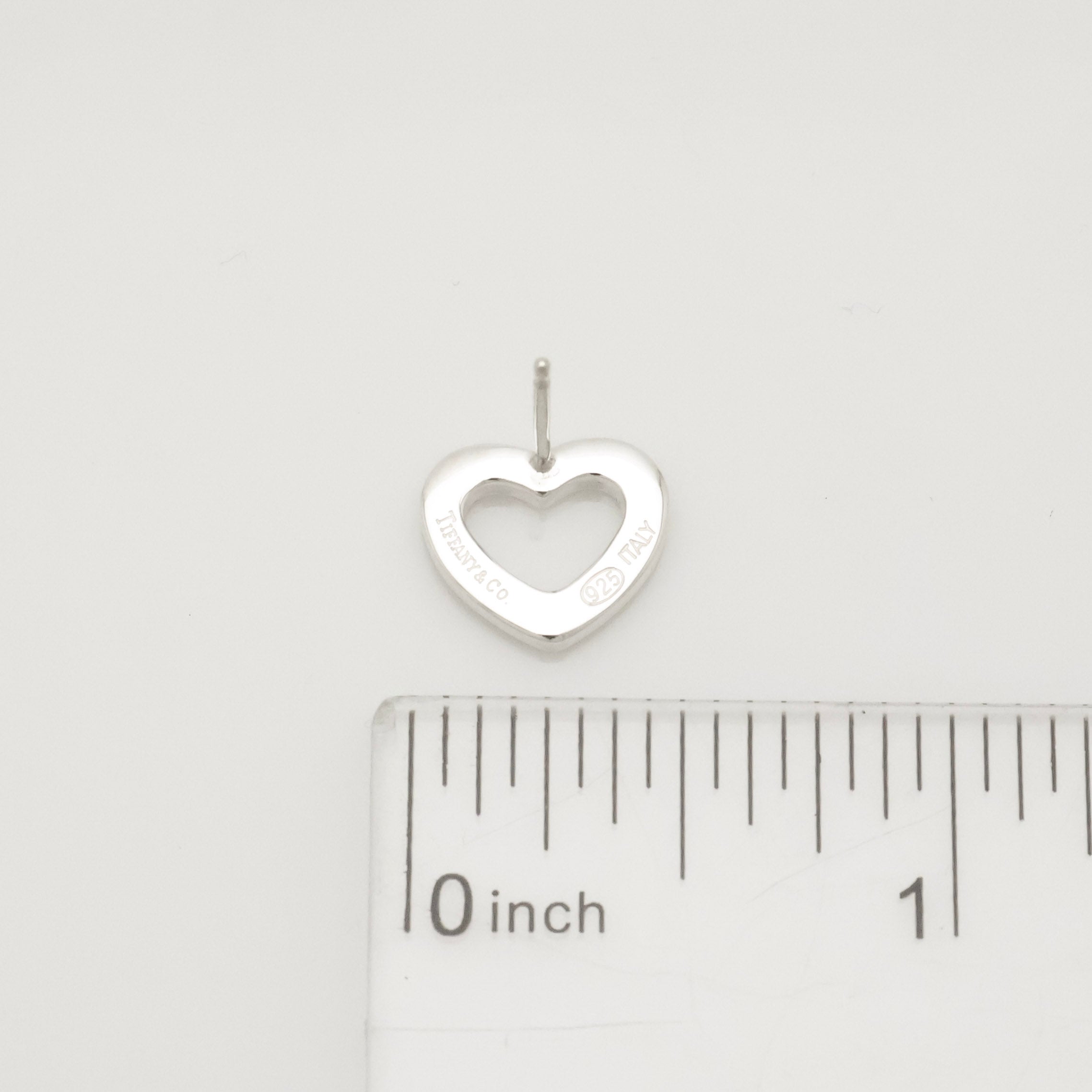 TIFFANY&Co. センチメンタル ハート スタッド ピアス AG925