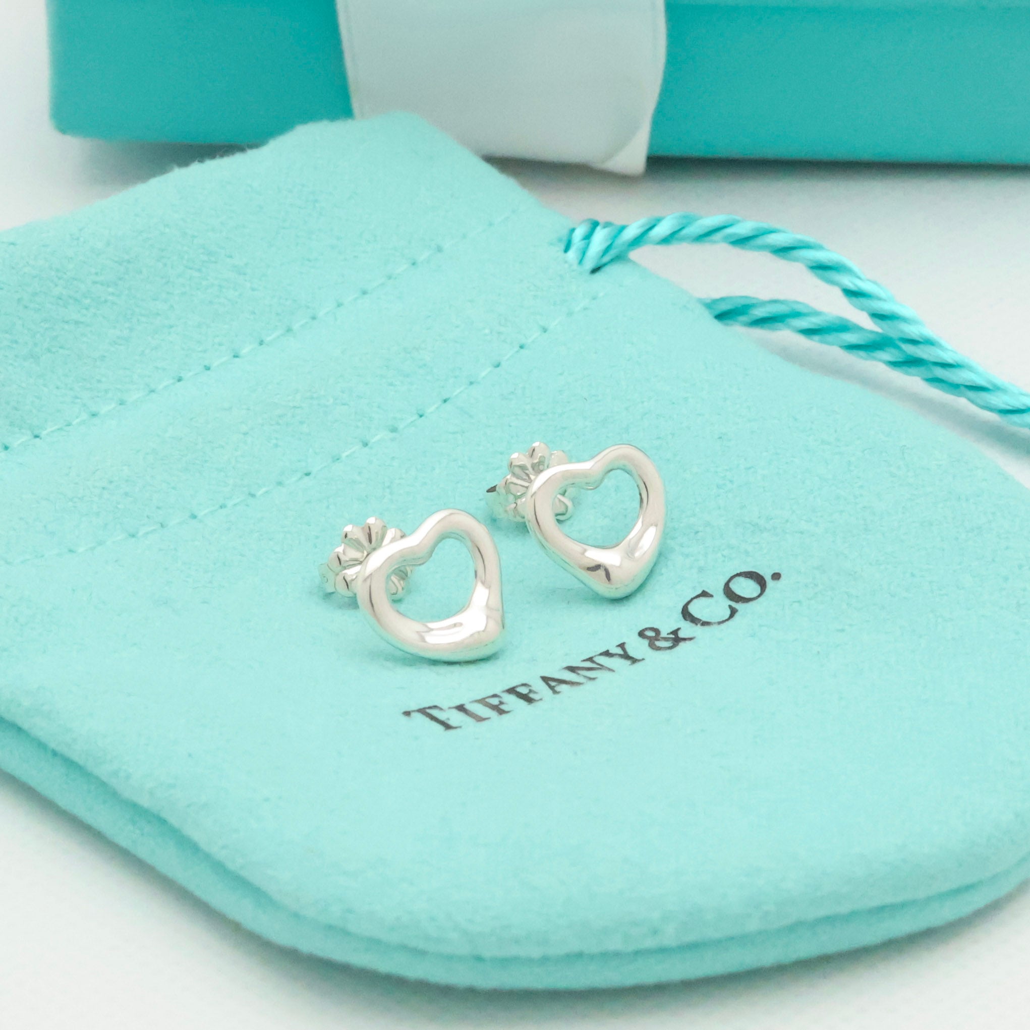 TIFFANY&Co.  オープンハート エルサペレッティ スタッド ピアス AG925