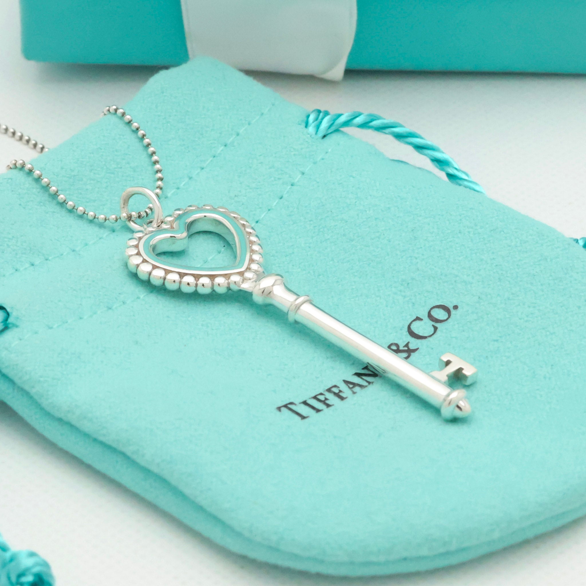  Tiffany & Co. Blue Enamel Beaded Heart Key Necklace Sterling Silver 925　