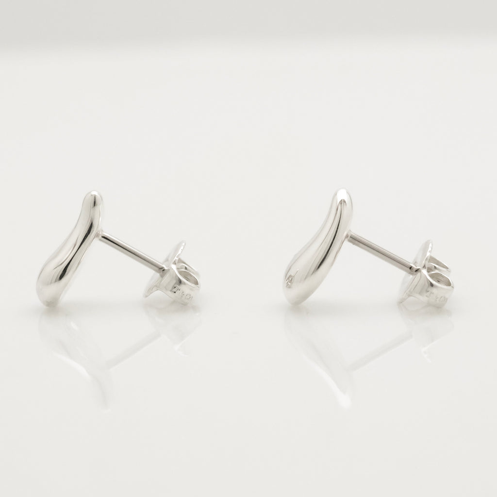 TIFFANY&Co. ティアドロップ エルサペレッティ スタッド ピアス AG925