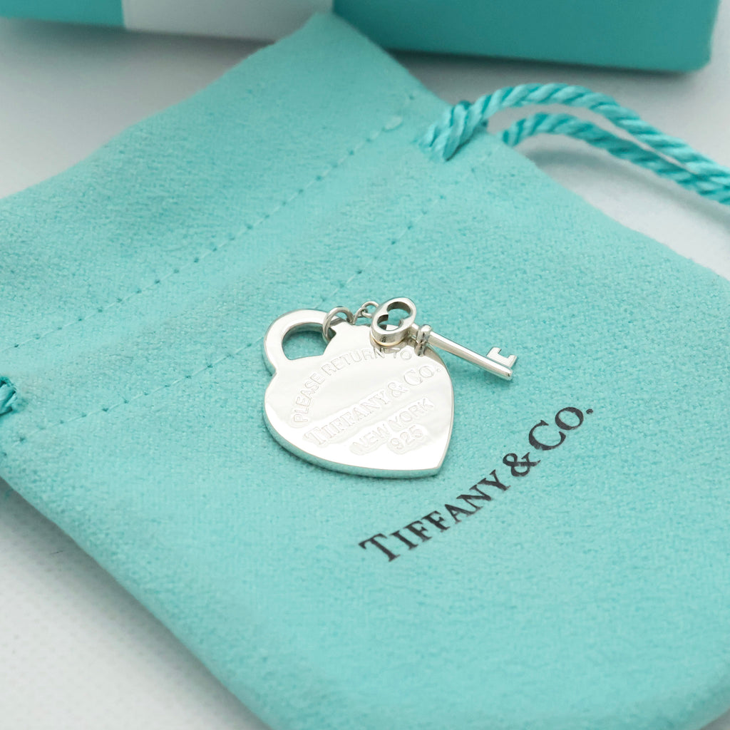 TIFFANY&Co. リターン トゥ ティファニー ハート タグ キー ペンダント チャーム AG925