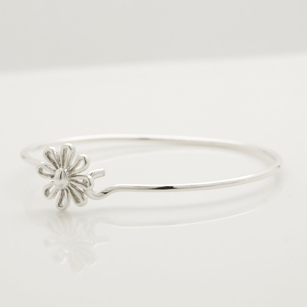 Tiffany & Co. Daisy Flower Hook Bangle Bracelet  Sterling Silver 925