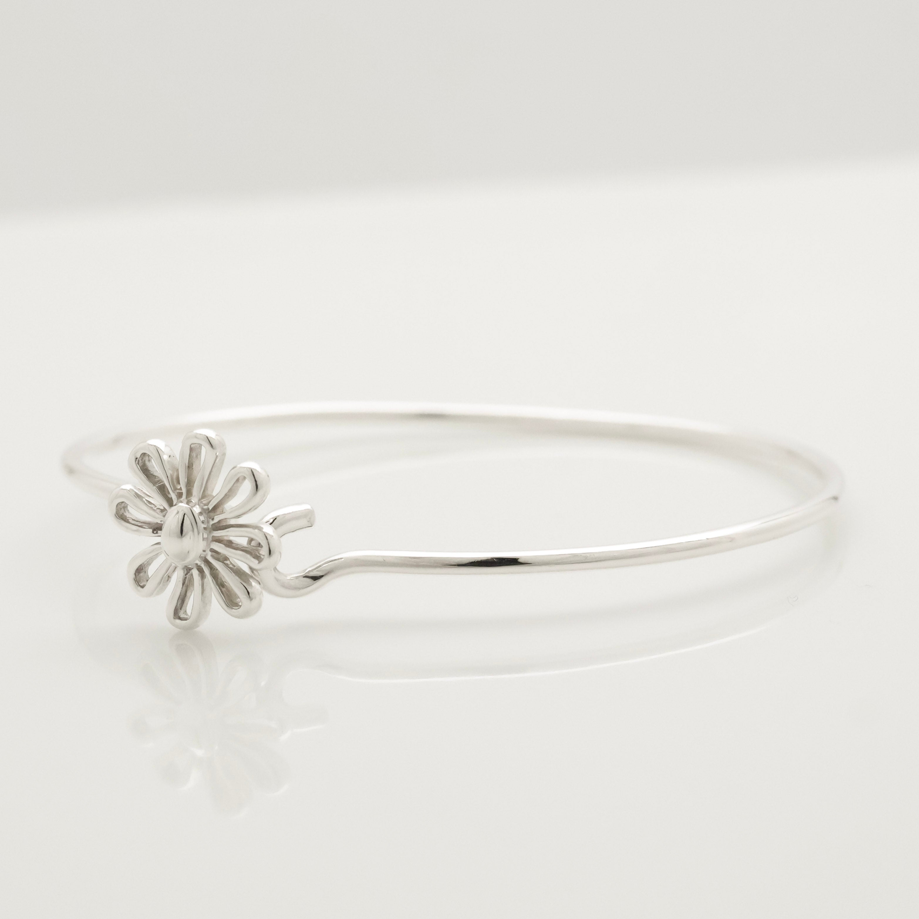 Tiffany & Co. Daisy Flower Hook Bangle Bracelet  Sterling Silver 925