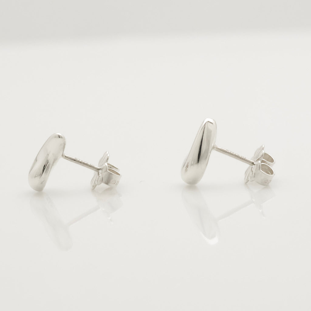 TIFFANY&Co. ティアドロップ エルサペレッティ スタッド ピアス AG925