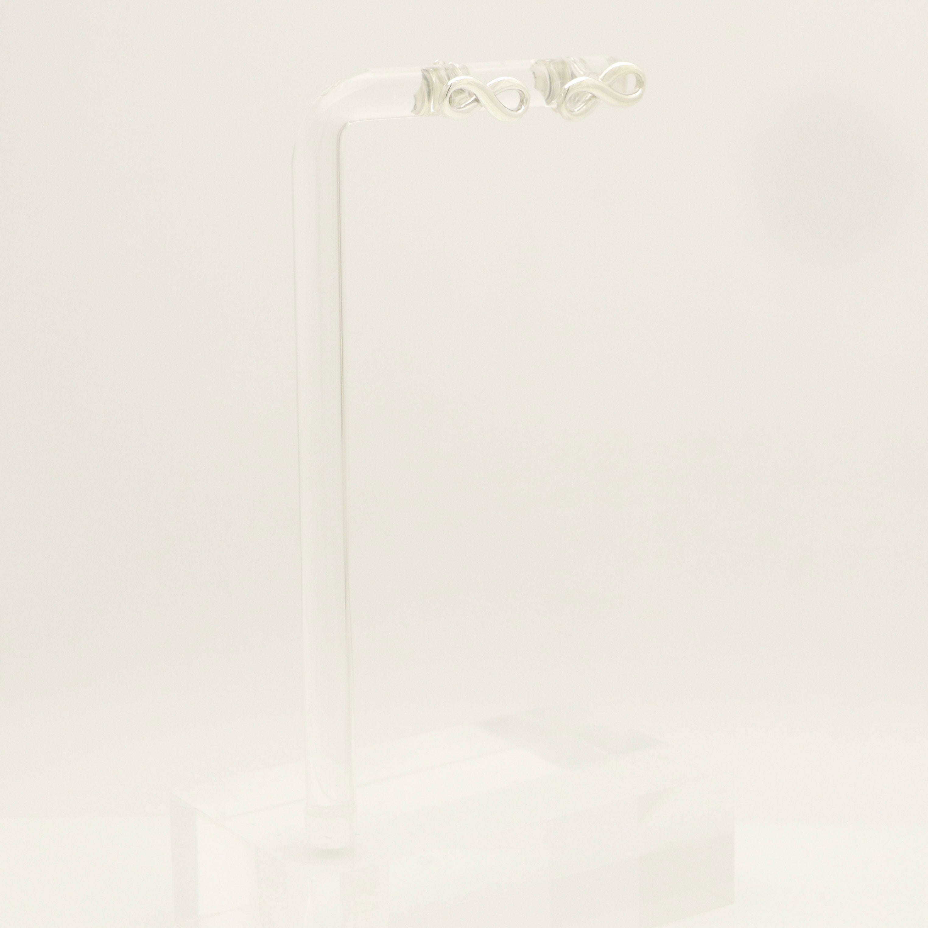 TIFFANY&Co. インフィニティ スタッド ピアス AG925