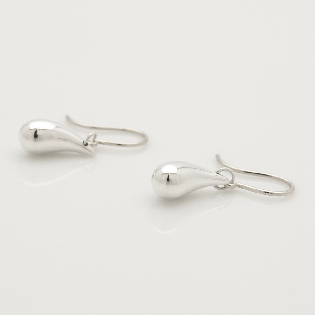 Tiffany & Co. Peretti Teardrop Dangle Earrings Sterling Silver 925