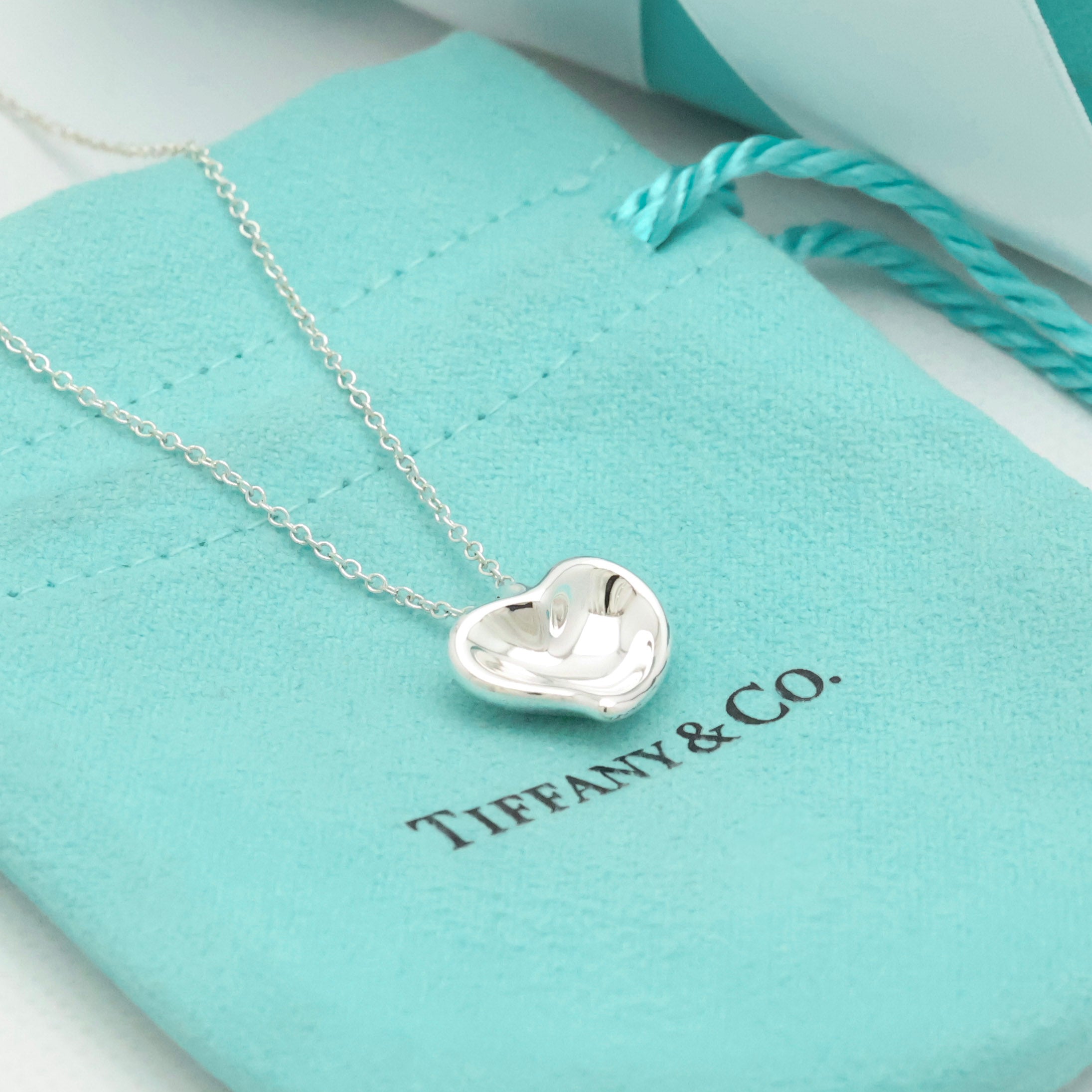 TIFFANY&Co. カーブド ハート エルサペレッティ ネックレス AG925