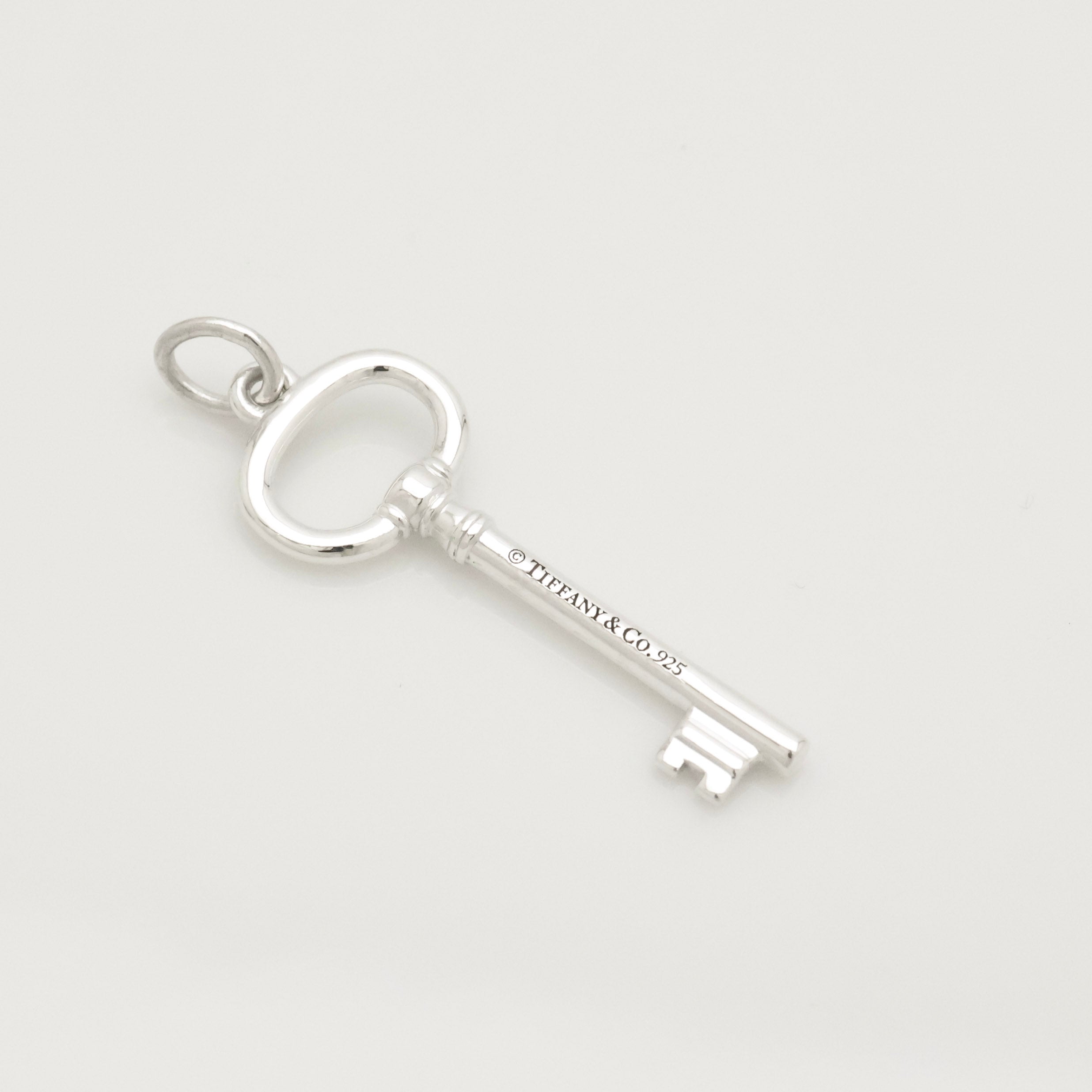 TIFFANY&Co. オーバル キー チャーム AG925