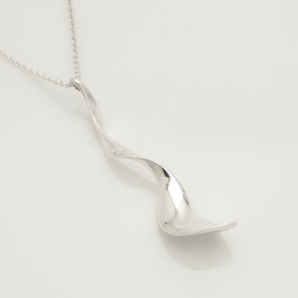 Tiffany & Co. Frank Gehry Orchid Drop Pendant Necklace Sterling Silver 925