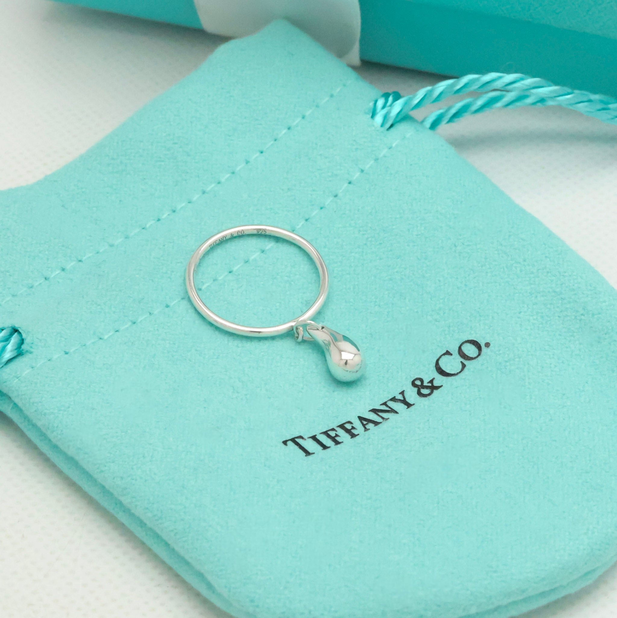 TIFFANY&Co. ティアドロップ エルサペレッティ ドロップ リング 8 号 AG925