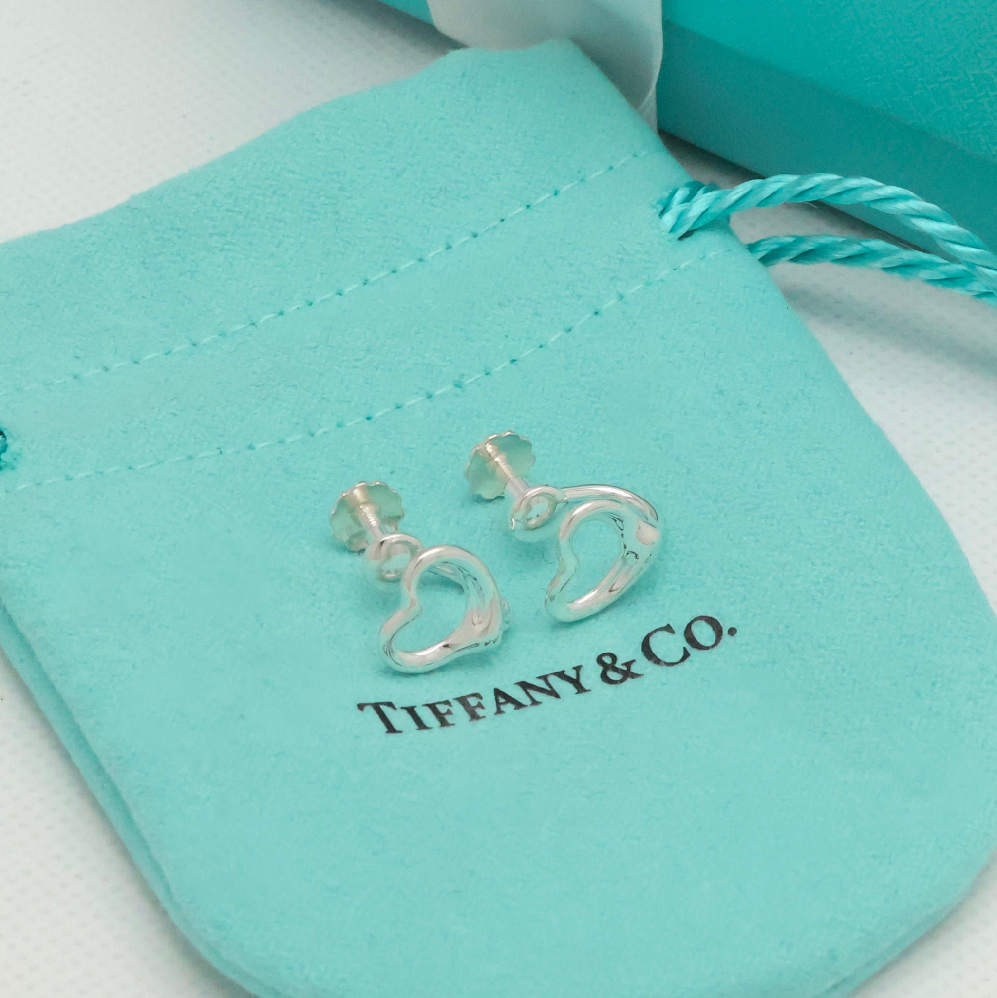 Tiffany & Co. Peretti Open Heart Screw back Earrings Sterling Silver 925