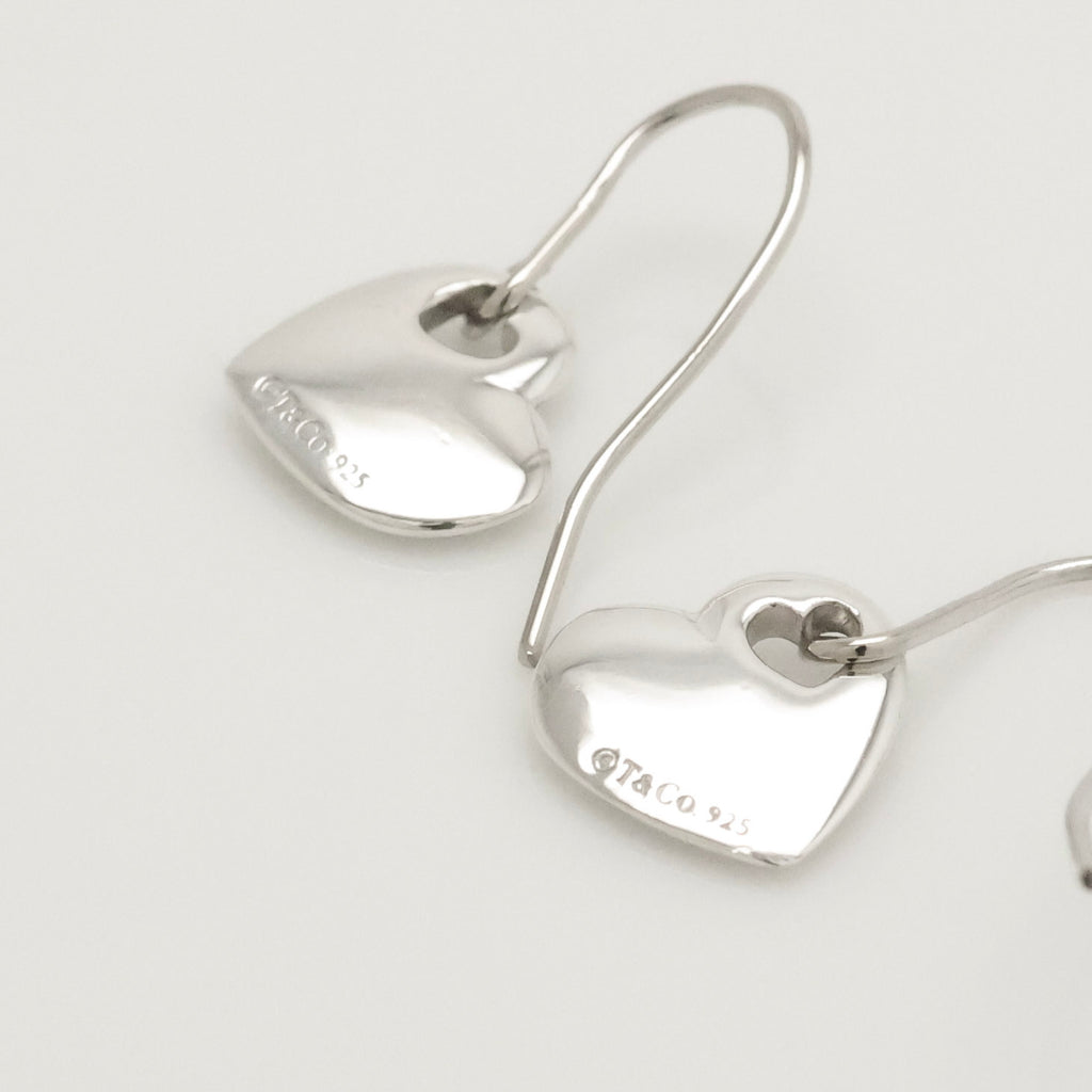 TIFFANY&Co. 2 ハート ステンシル カットアウト フック ピアス AG925